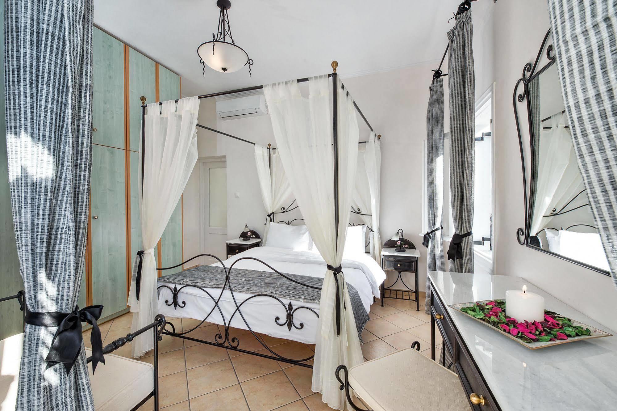 Malteza Private * Imerovigli (Santorini)