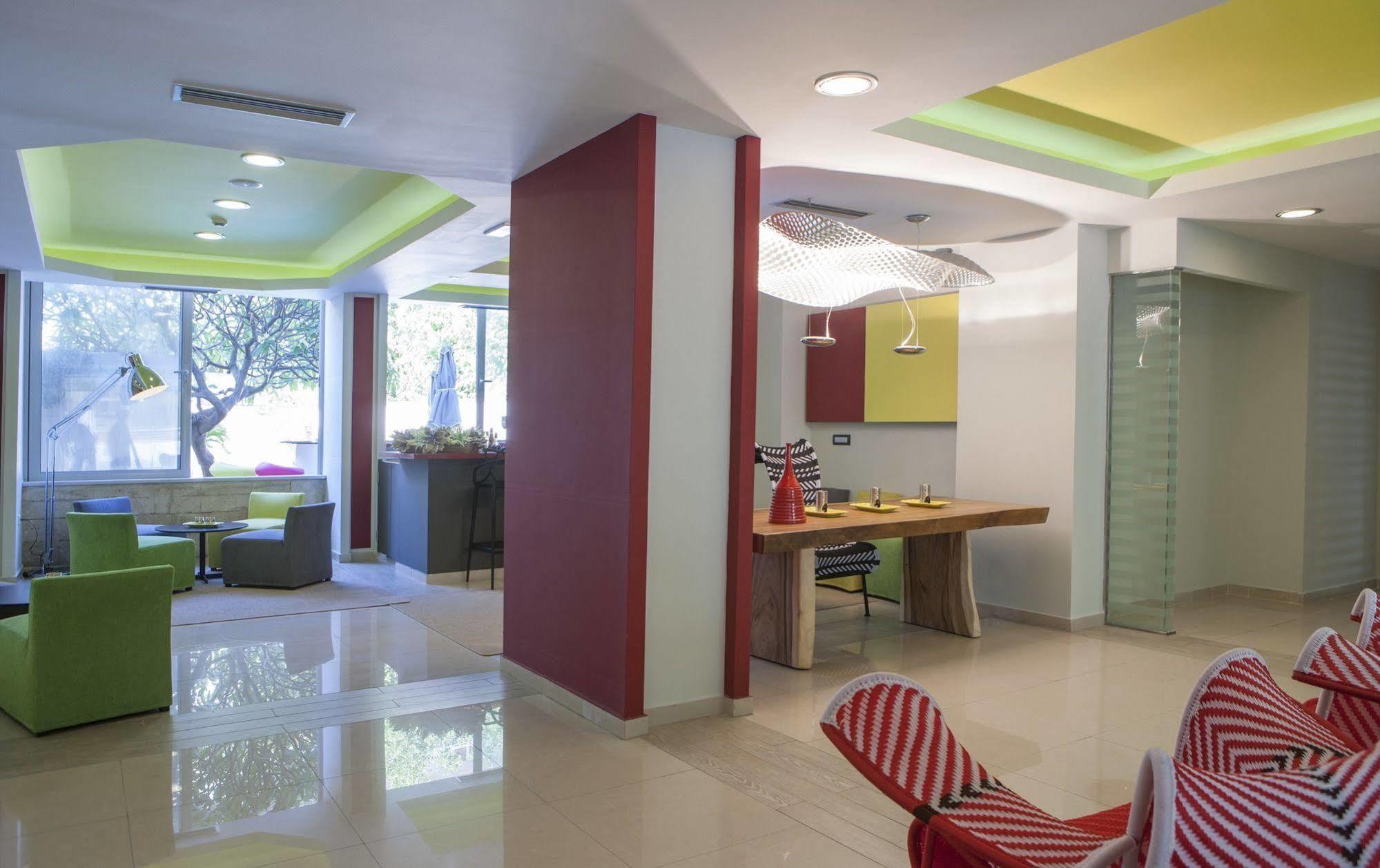 Hotel Aquamare And