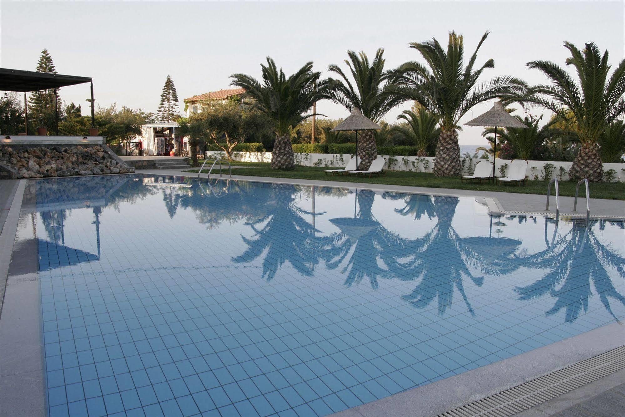 Resort Maris 4*