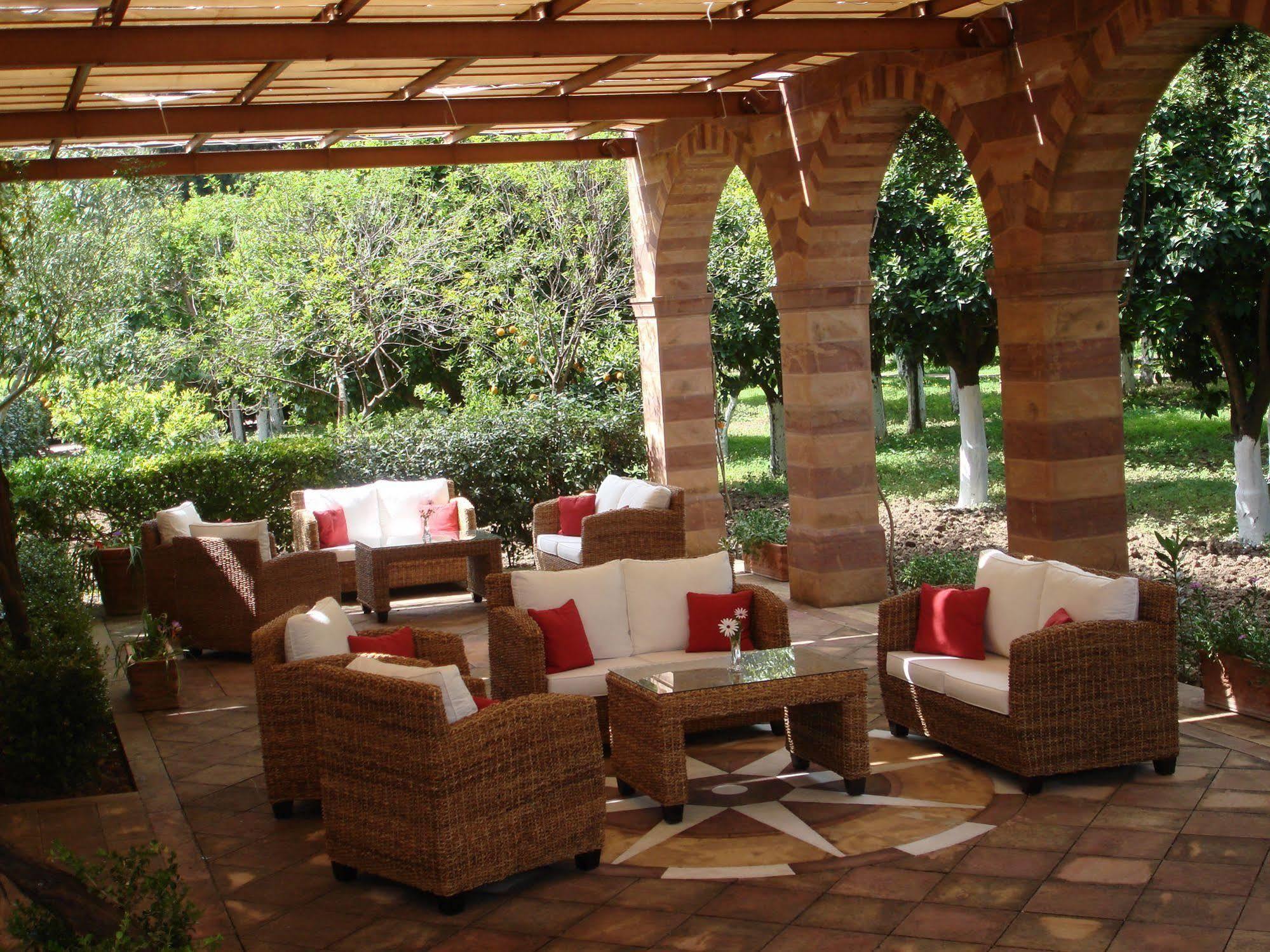 Argentikon Luxury