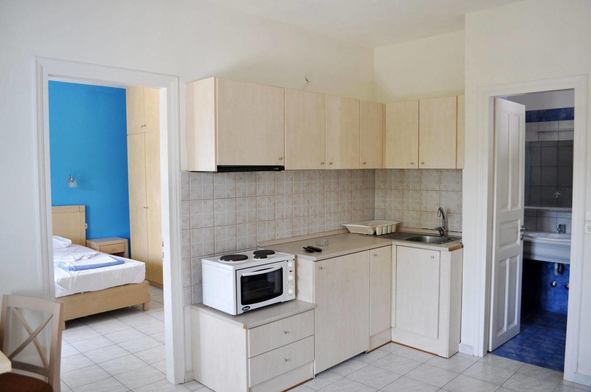 Marialena Village Aparthotel Platanias (Skiathos)