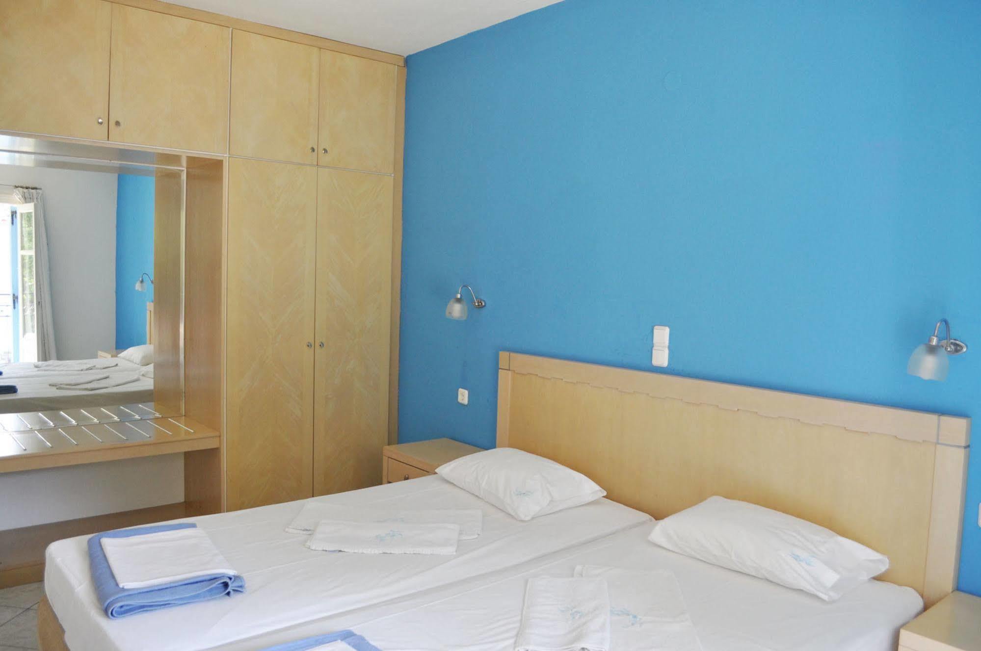 Marialena Village Platanias (Skiathos)