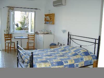 Aparthotel Evagelia's Place