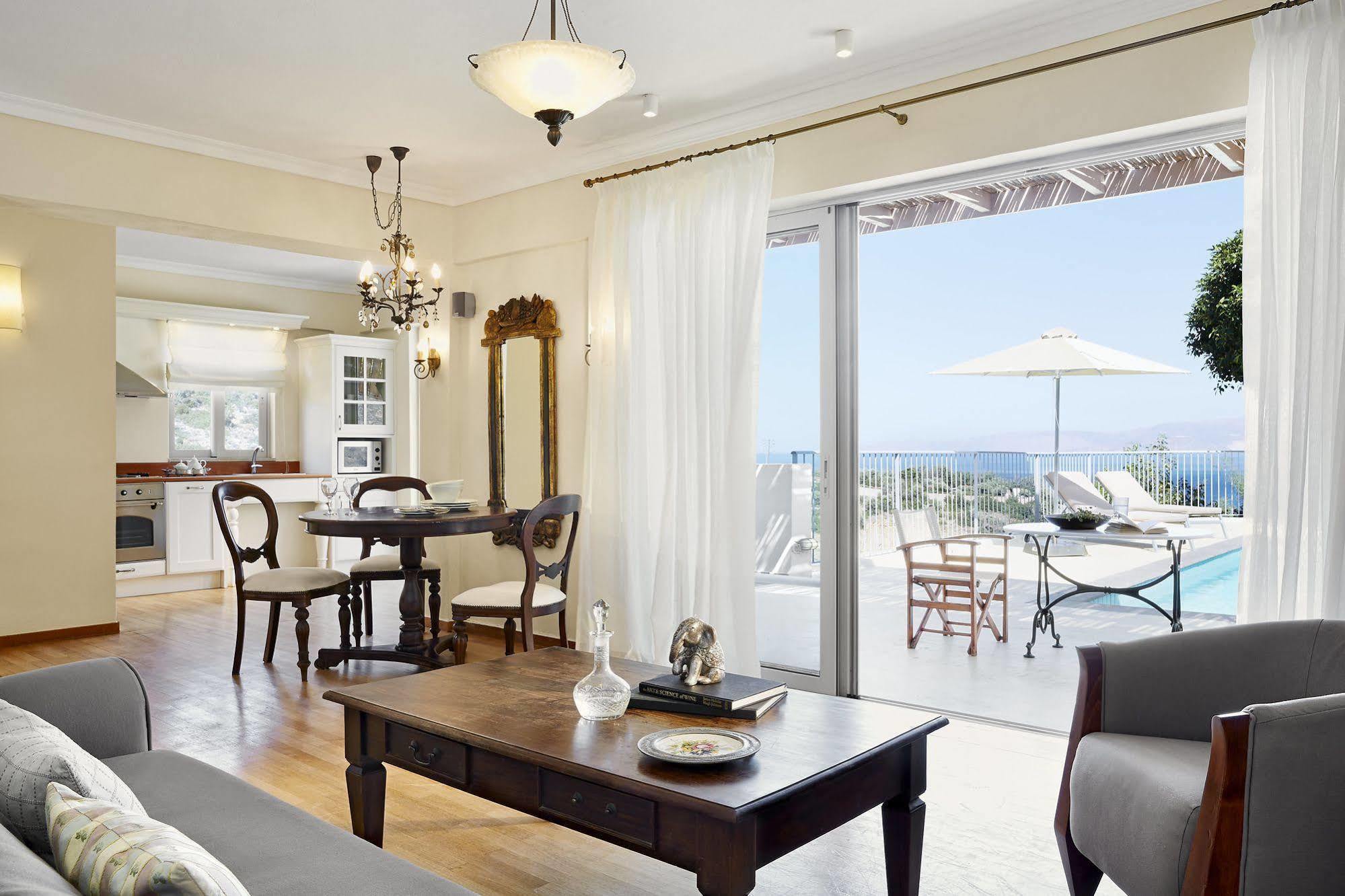 Holiday home Pleiades Luxurious