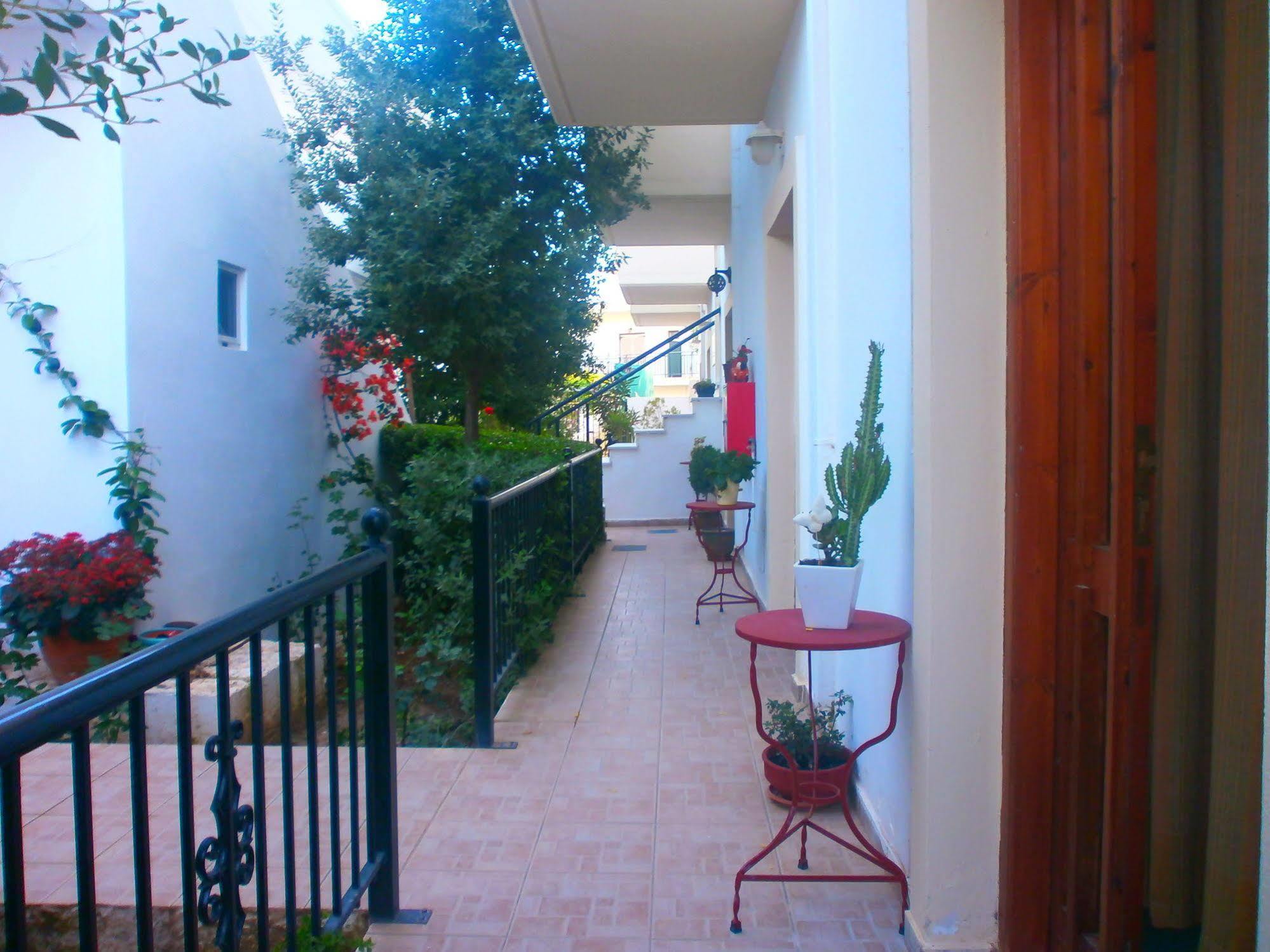 Antigoni 2* Agia Galini (Crete)