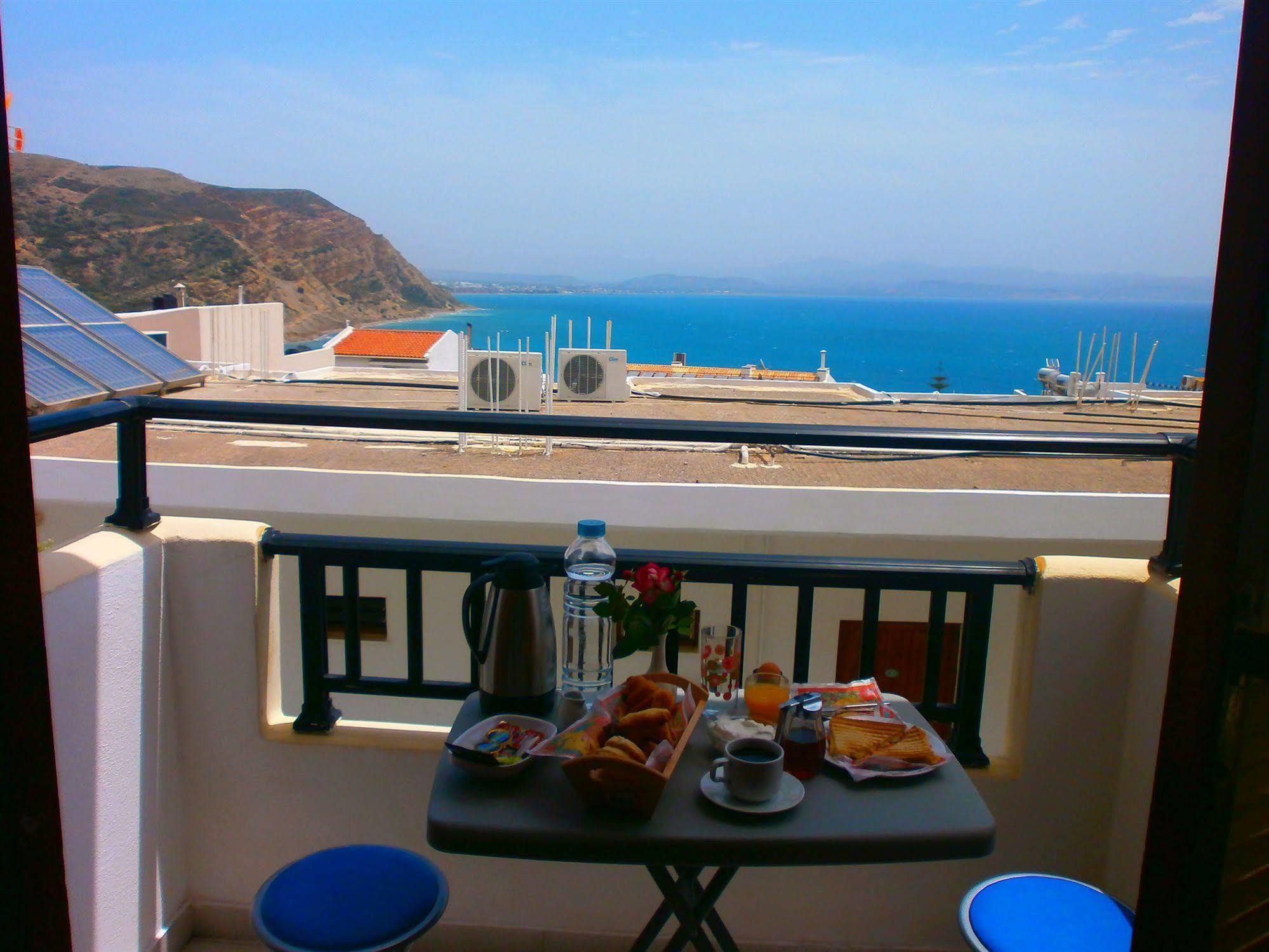 Guest house Antigoni 2*