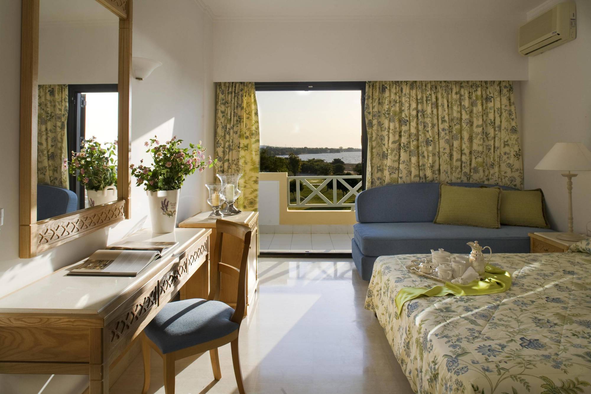 Resort Mitsis Ramira