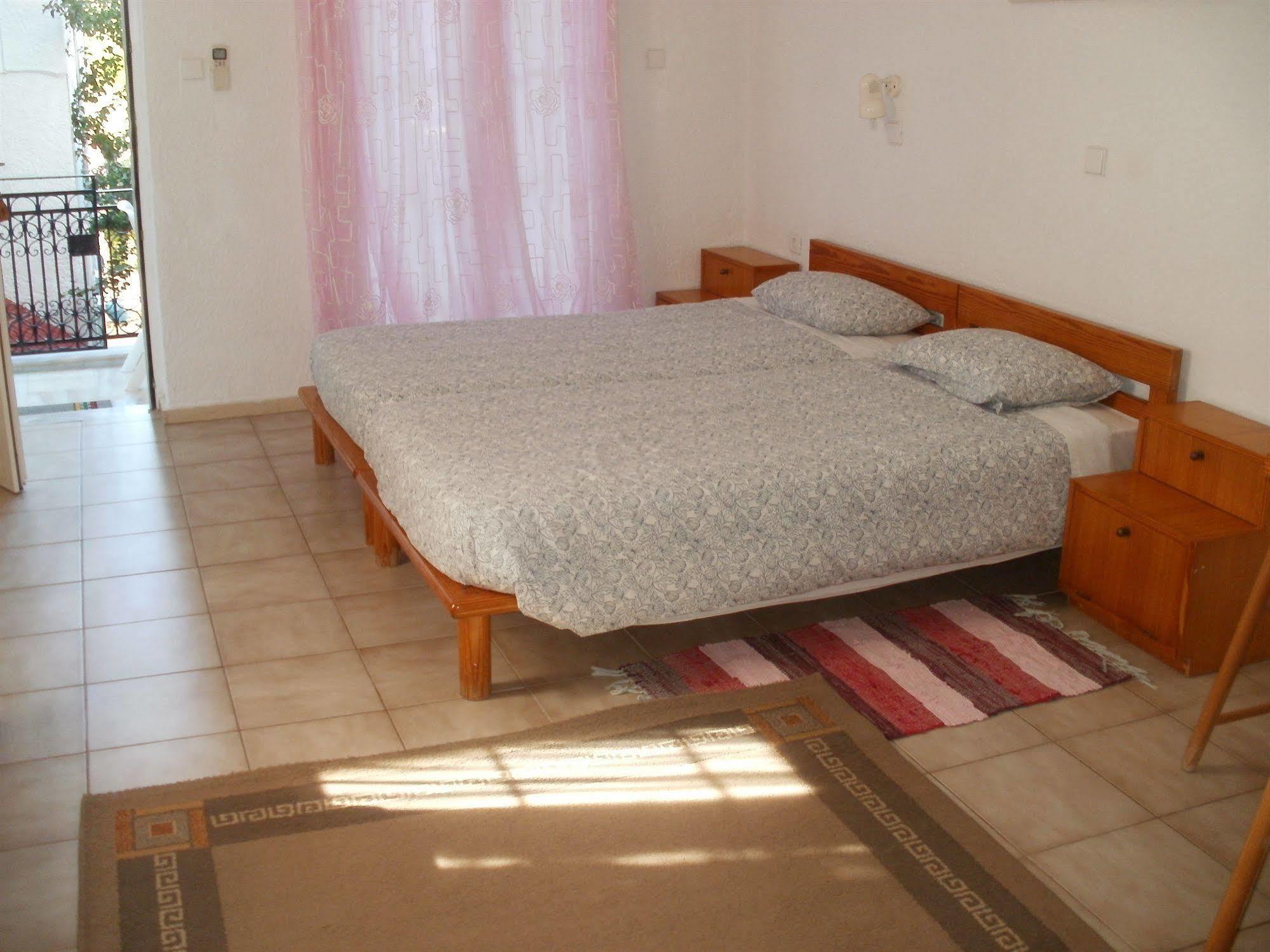 Aparthotel Elite 2*