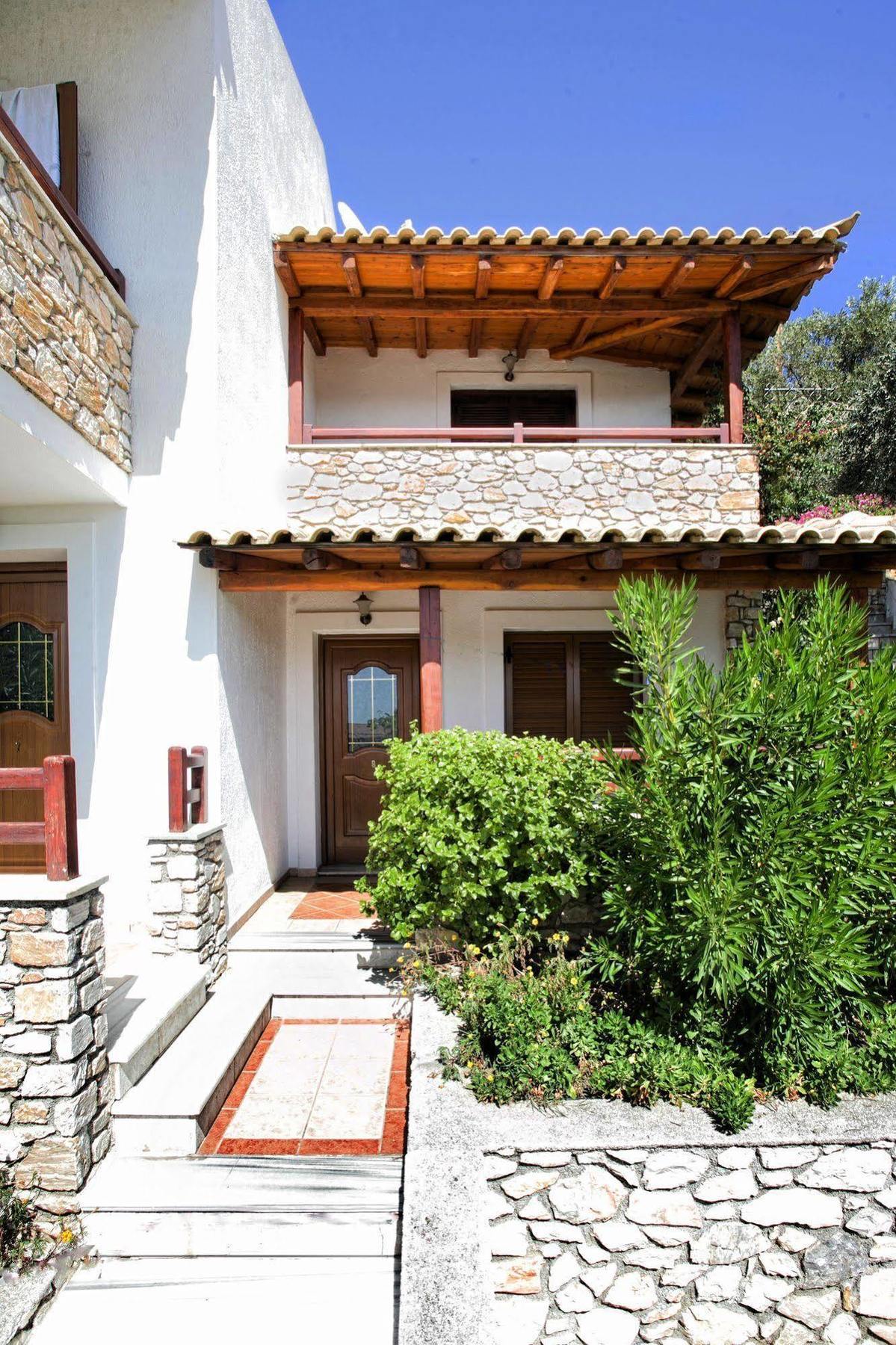 Maraki Aparthotel Platanias (Skiathos)