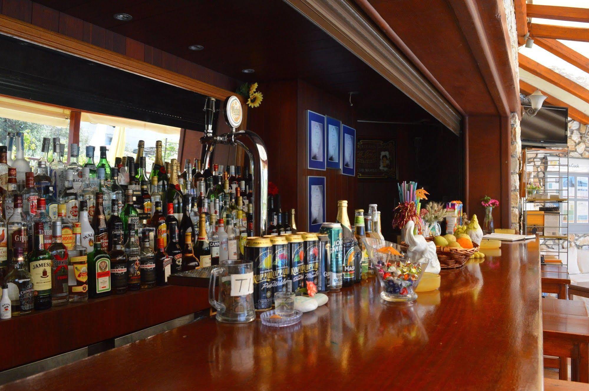 Aparthotel Maraki 3*