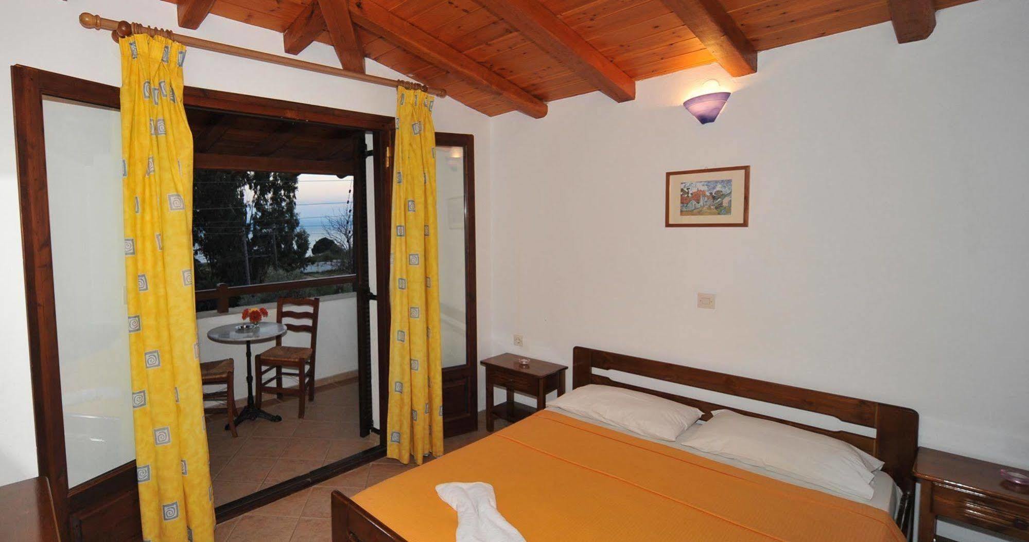 Aparthotel Maraki Platanias (Skiathos)