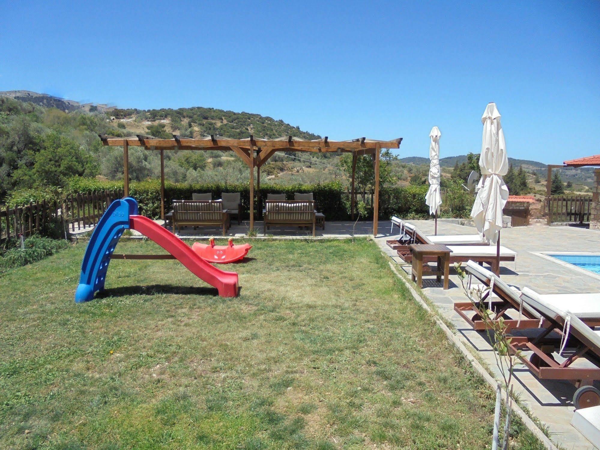 Aparthotel Ataviros