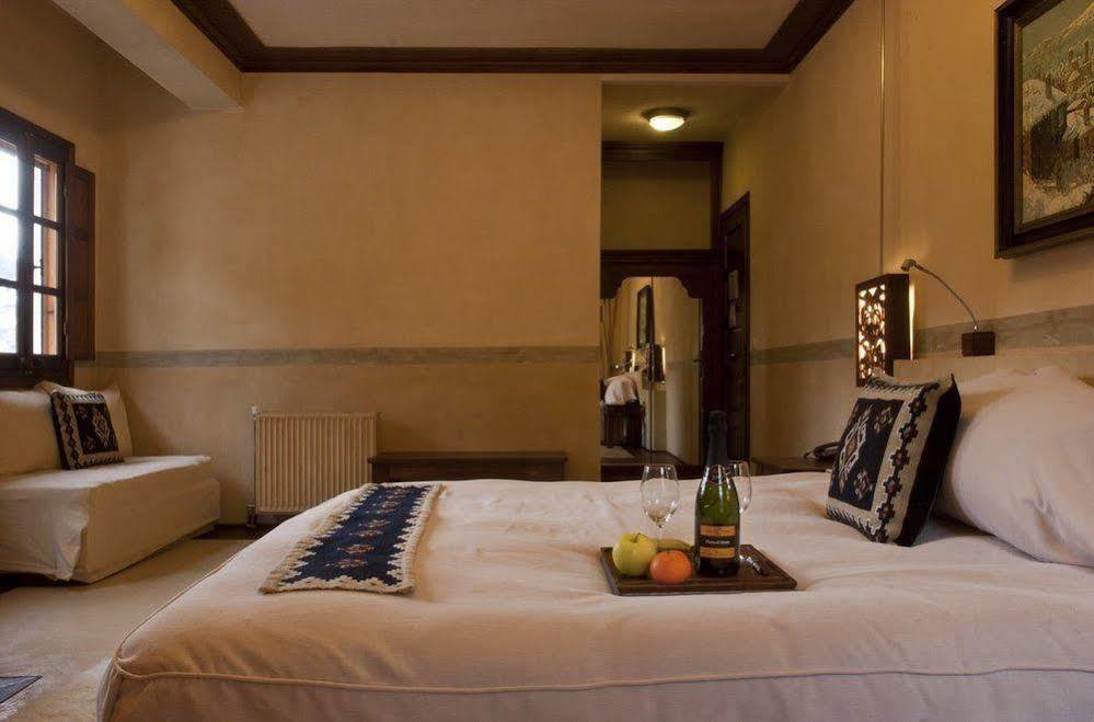Katogi Averoff & Winery Hotel 4*