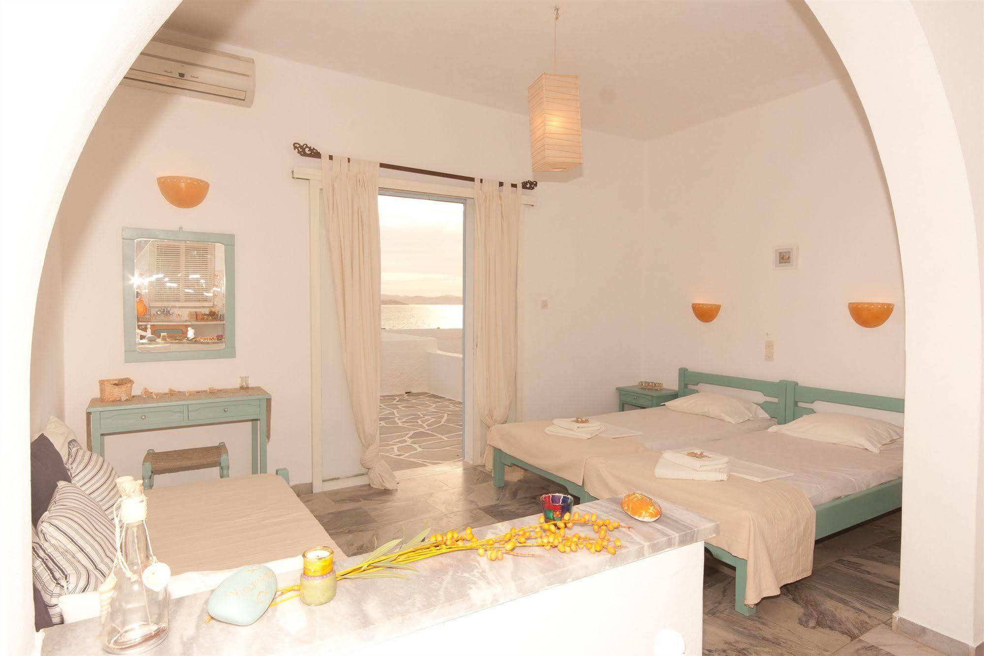 Arokaria Beach Studios Parikia (Paros)
