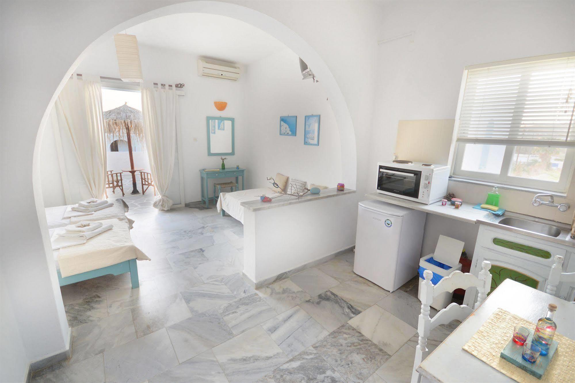 Arokaria Beach Studios 3*