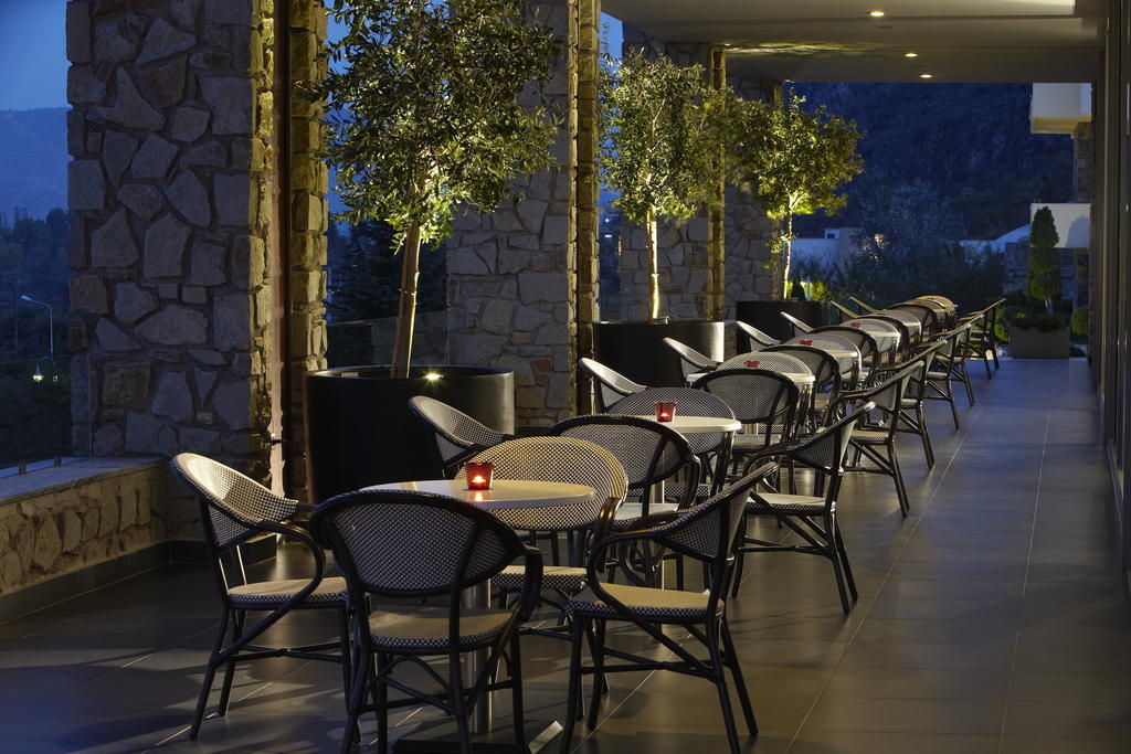 Hotel Limneon & 5*