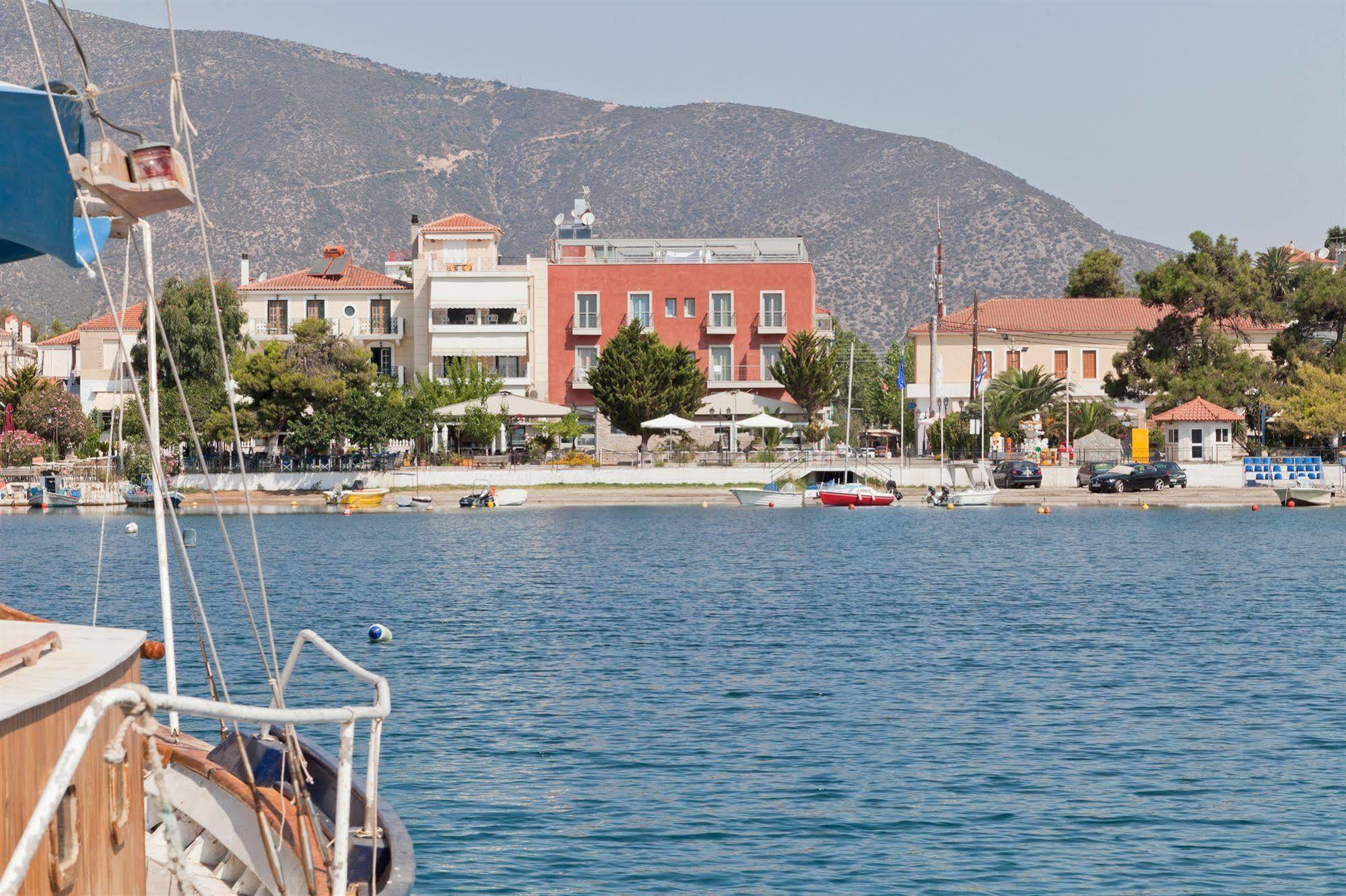 Hotel Astros Boutique 3*