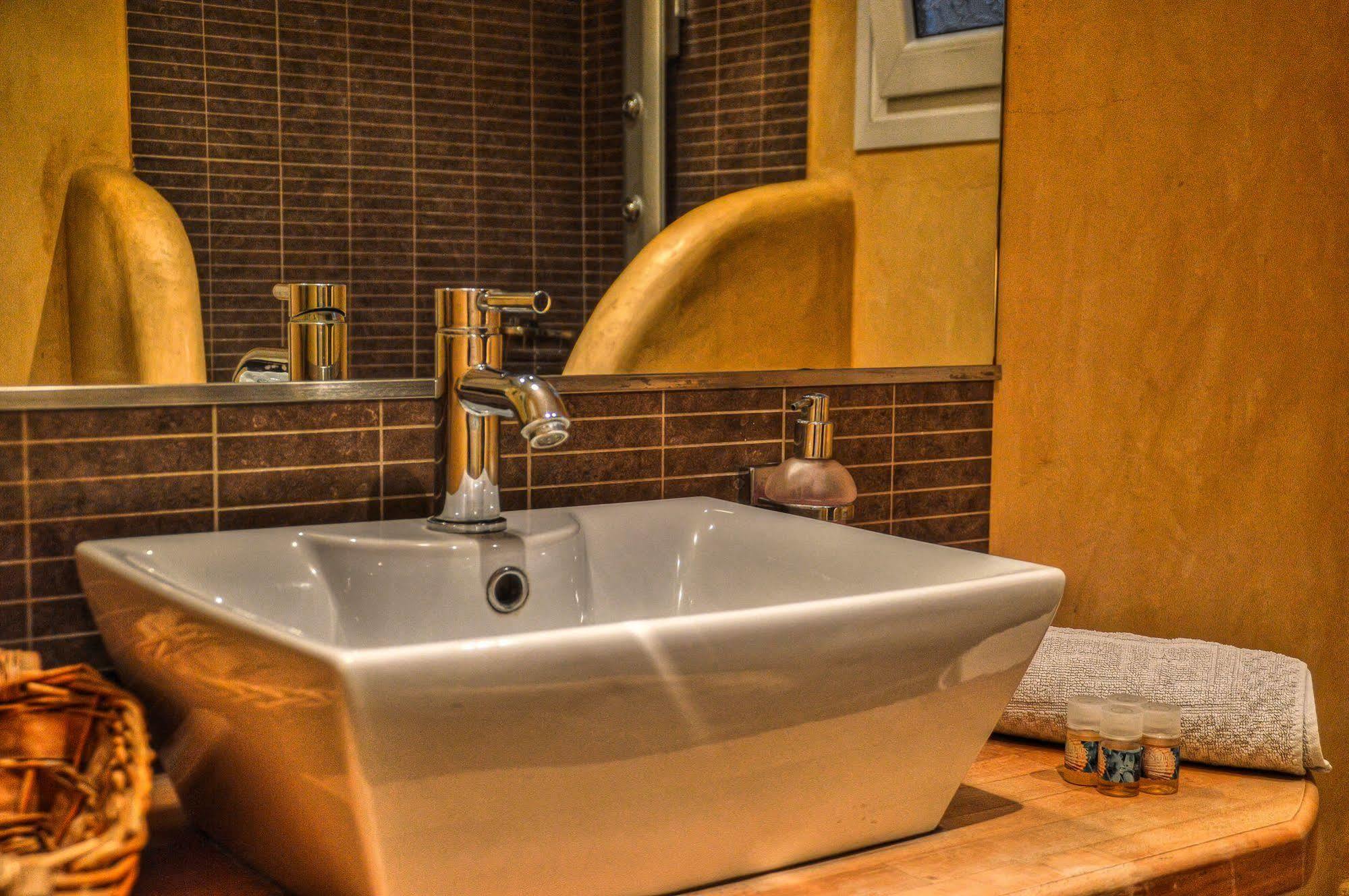 Iro Guest house Andros Town