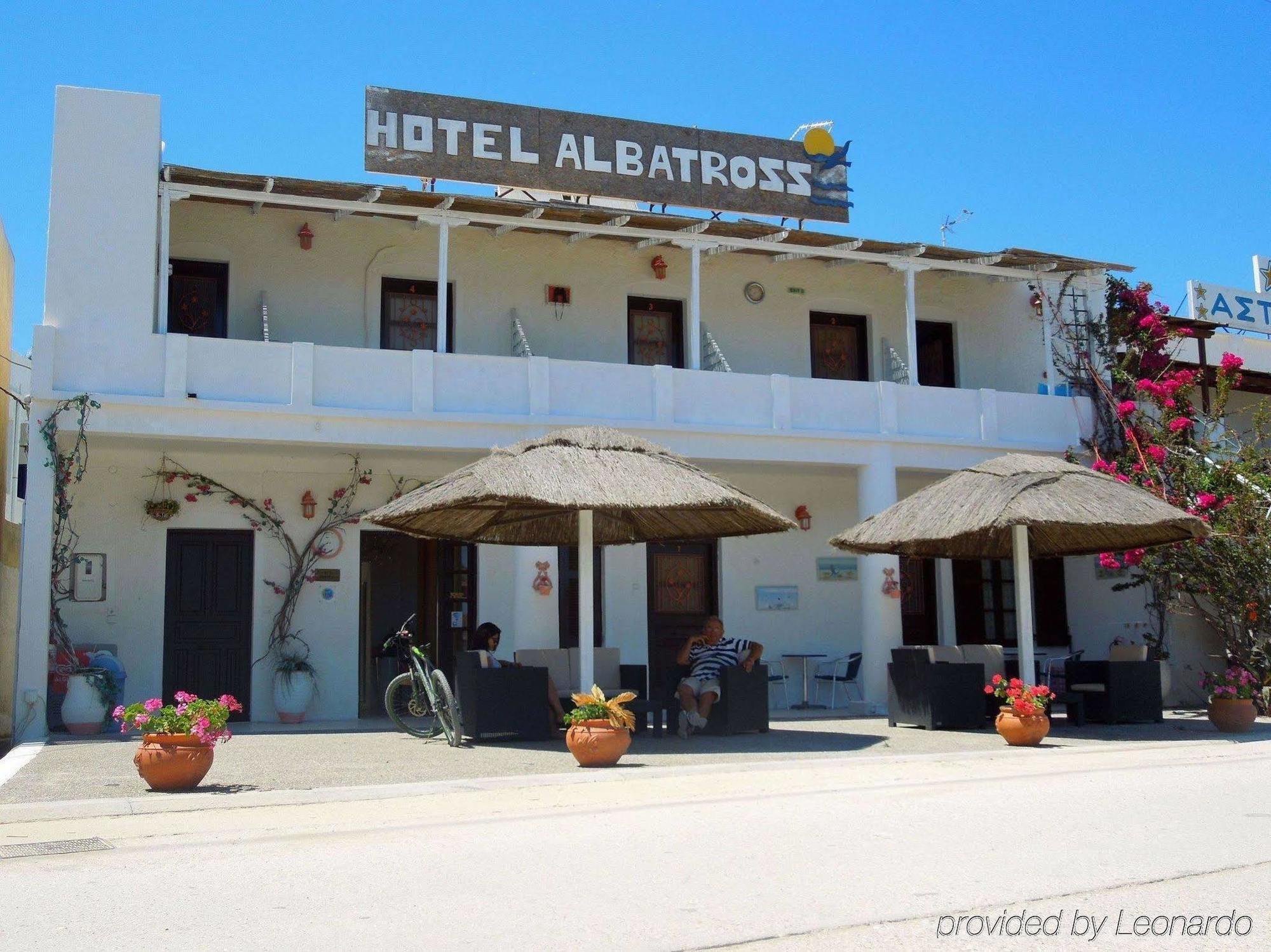 Albatross Hotel