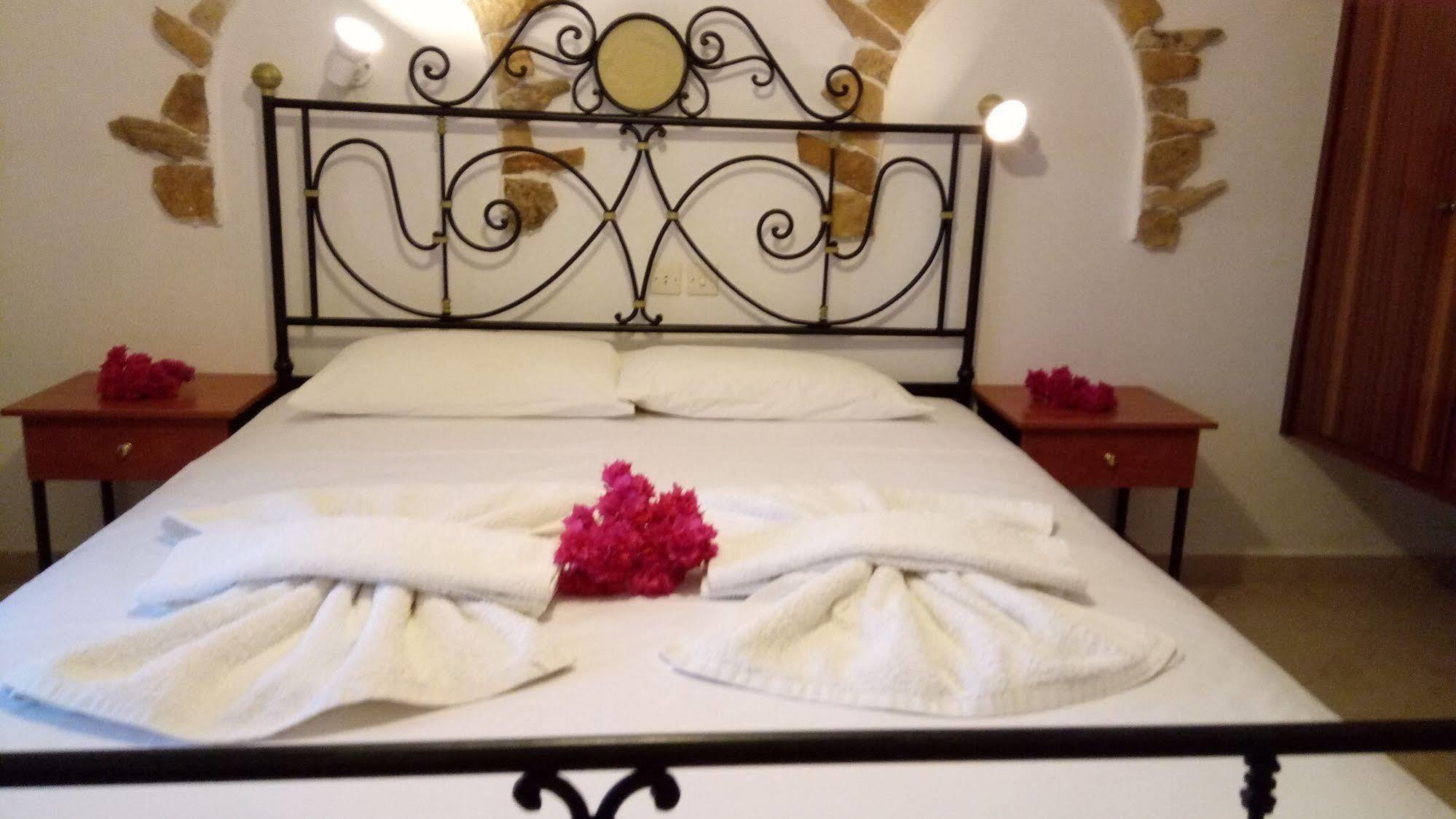 Angelika Aparthotel Alinda (Leros)