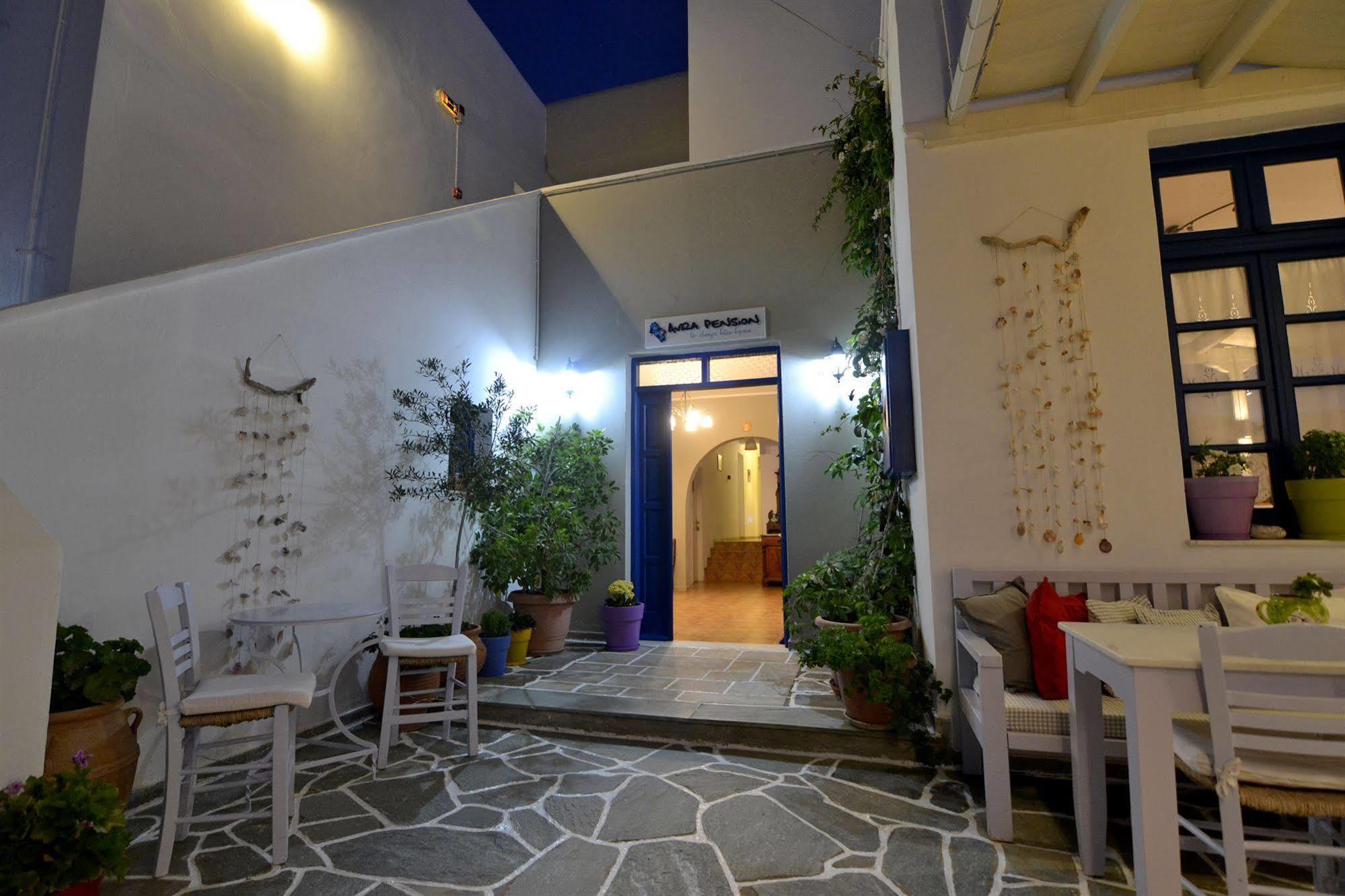 Anna's Karterados (Santorini)