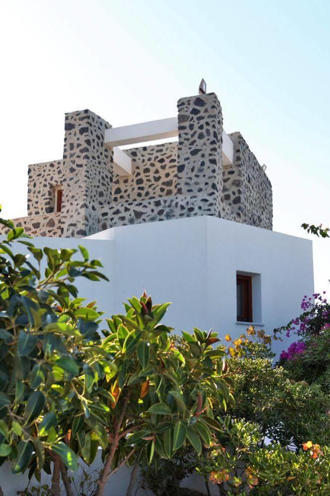 Periscope Villa *