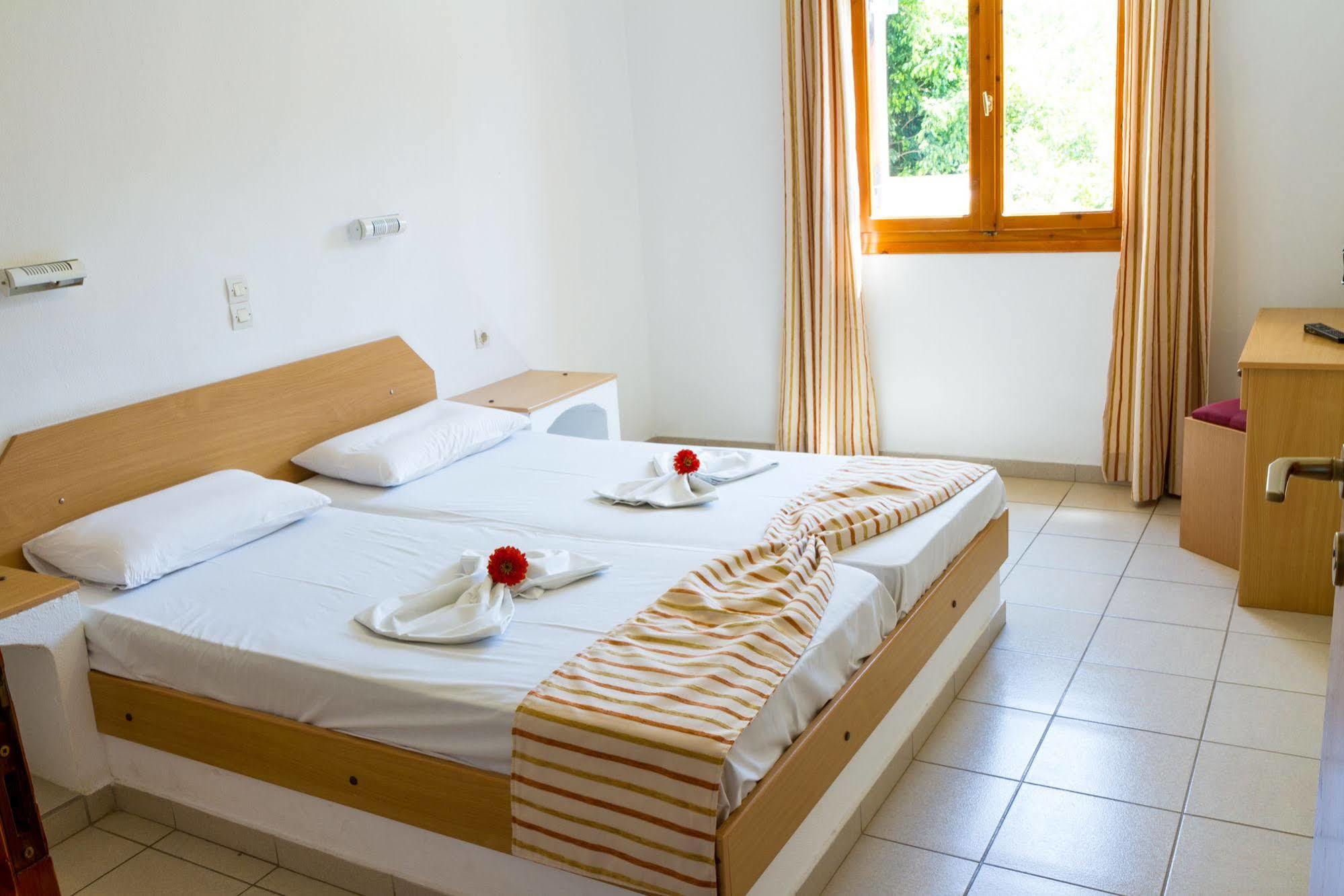 Aparthotel Ideal 2*