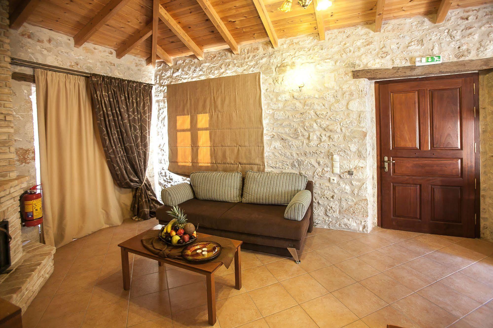 Aparthotel Anigraia Paralio Astros