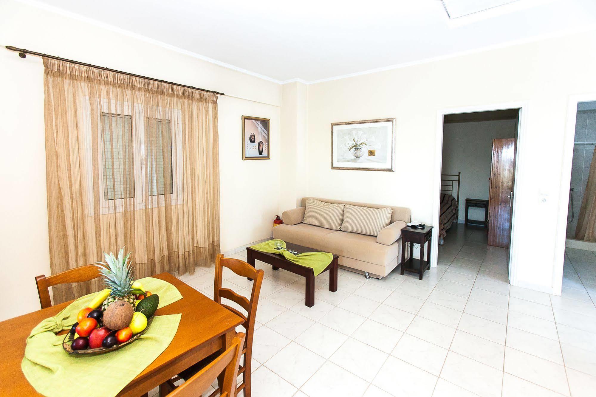 Aparthotel Anigraia 3*