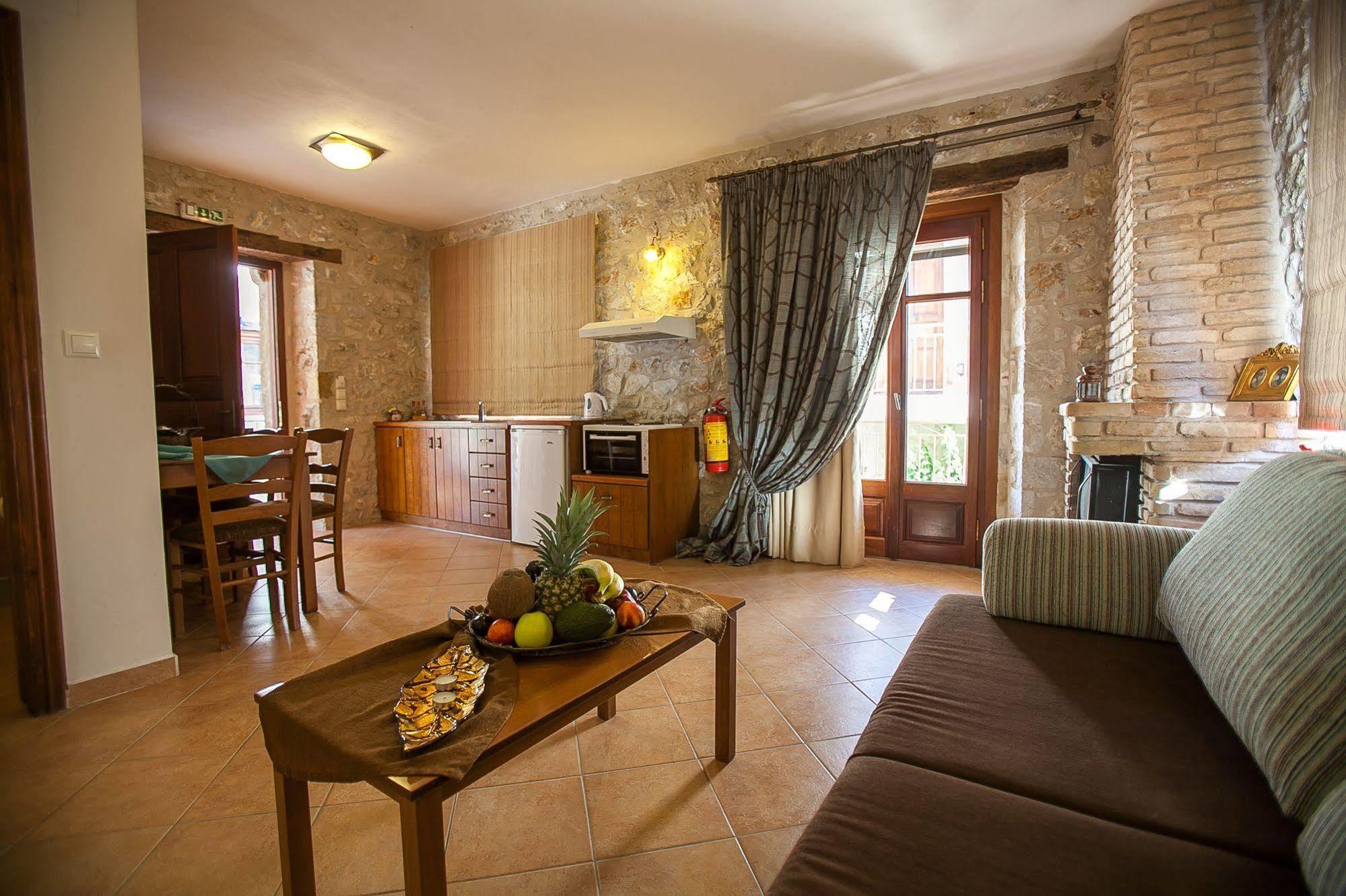 Aparthotel Anigraia Paralio Astros