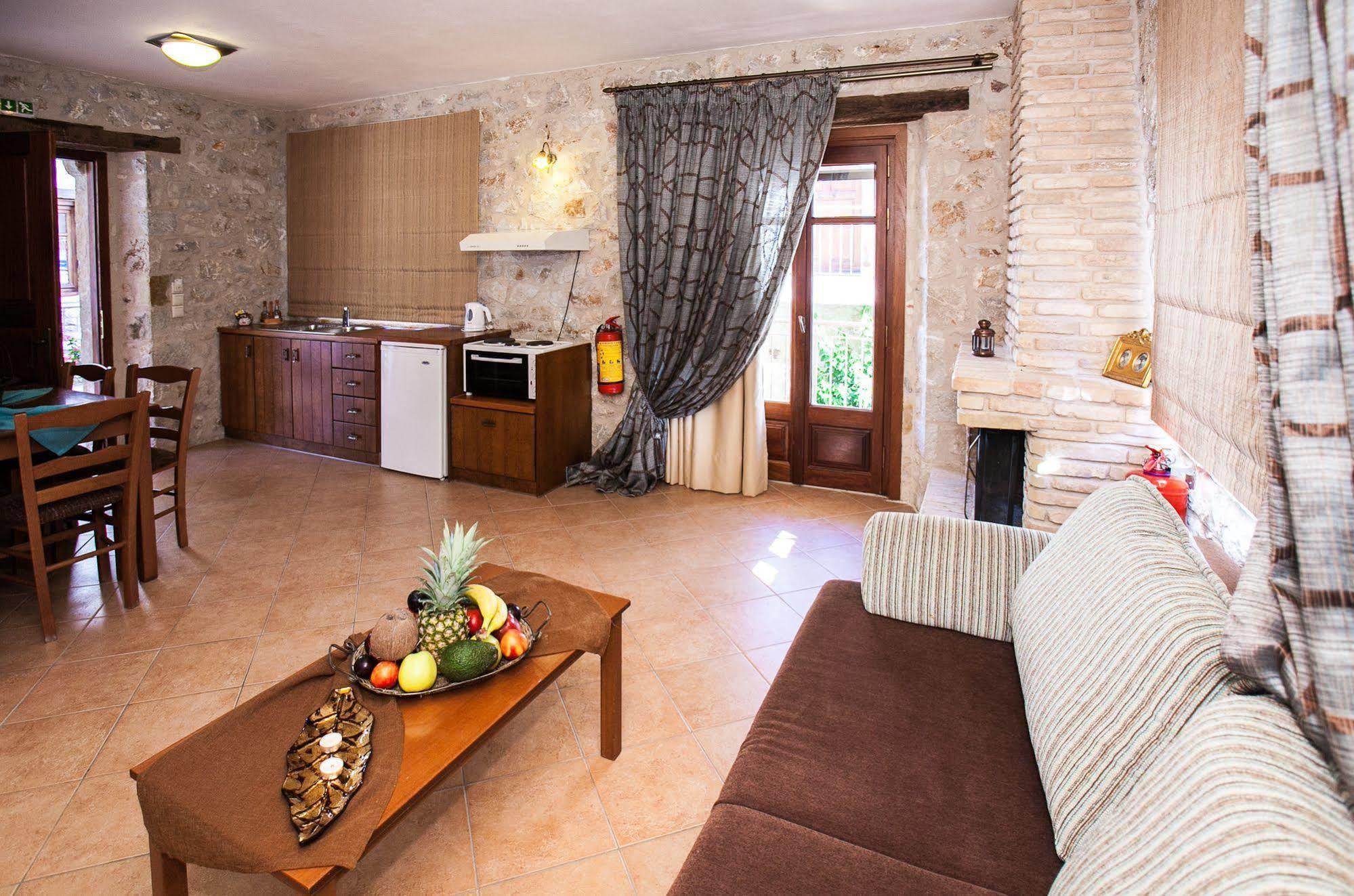 Aparthotel Anigraia 3*