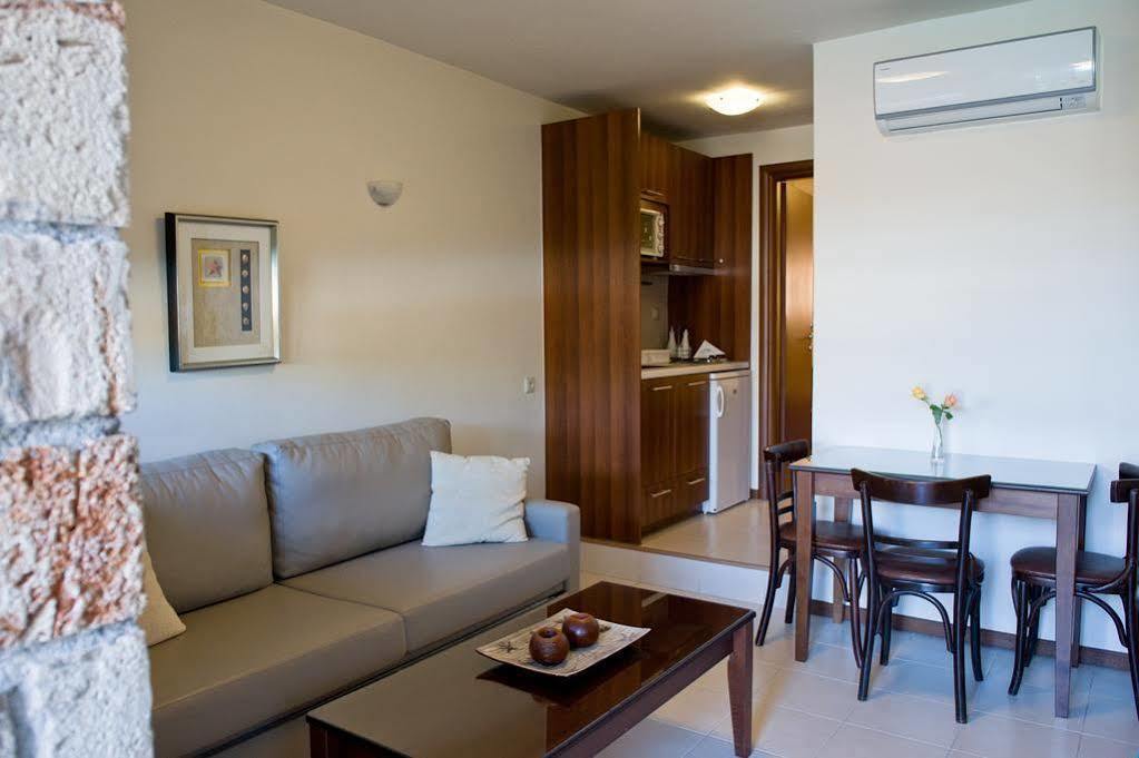 Enalio Aparthotel 4*