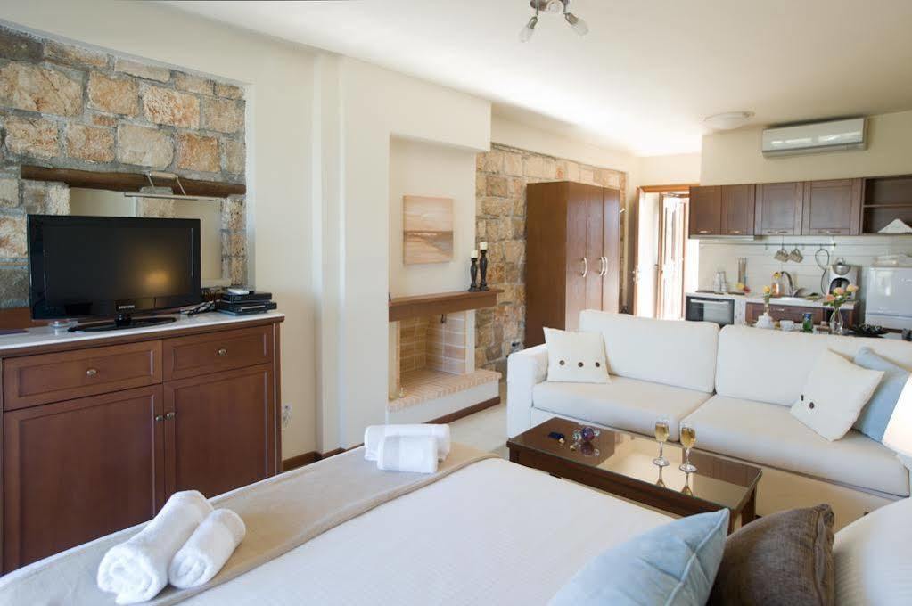 Aparthotel Enalio 4*