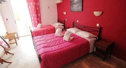 Triton & Hotel 3*