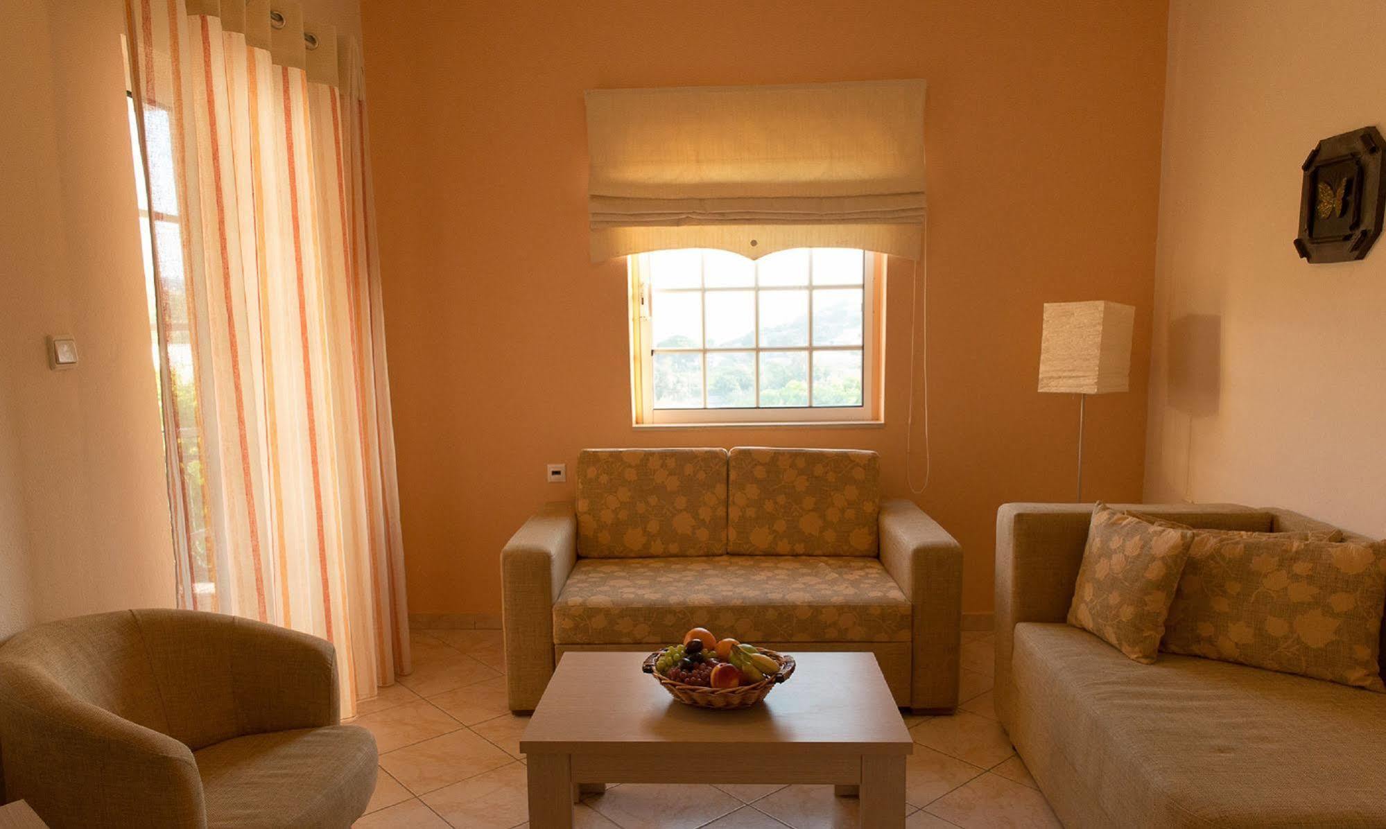 Aparthotel Marilen 2*