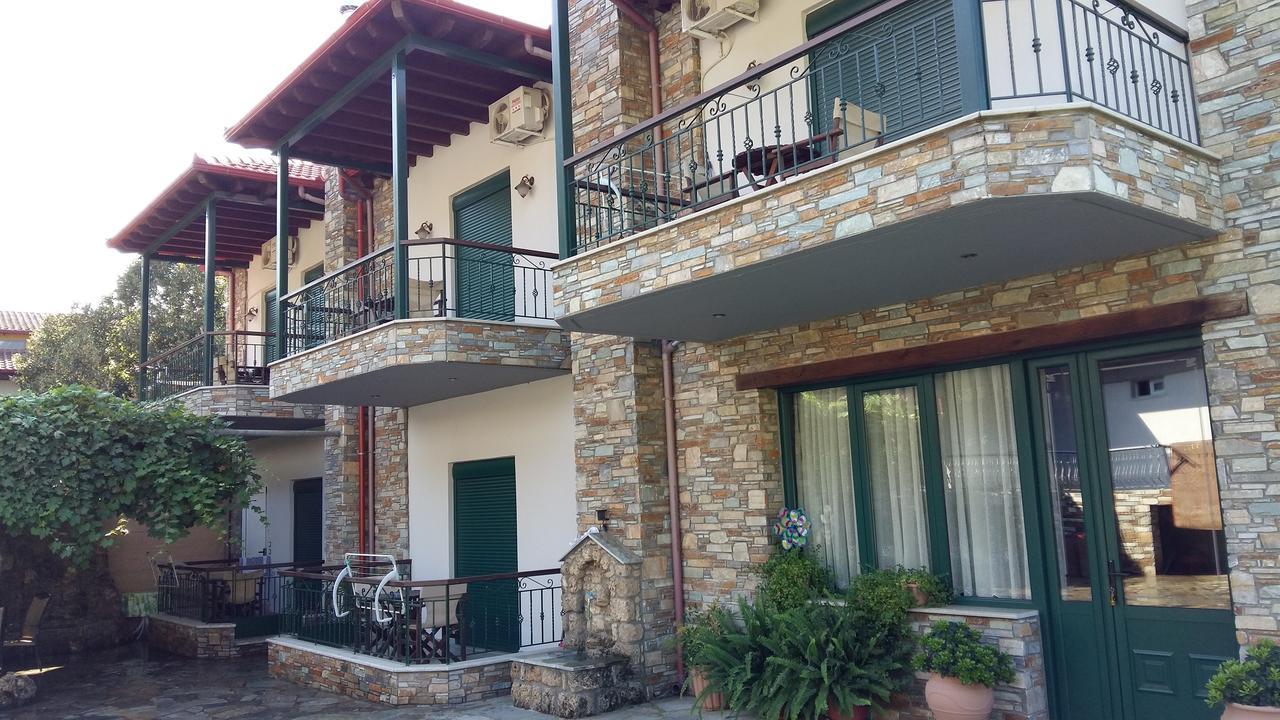 Oneiro Loutraki (Pella)