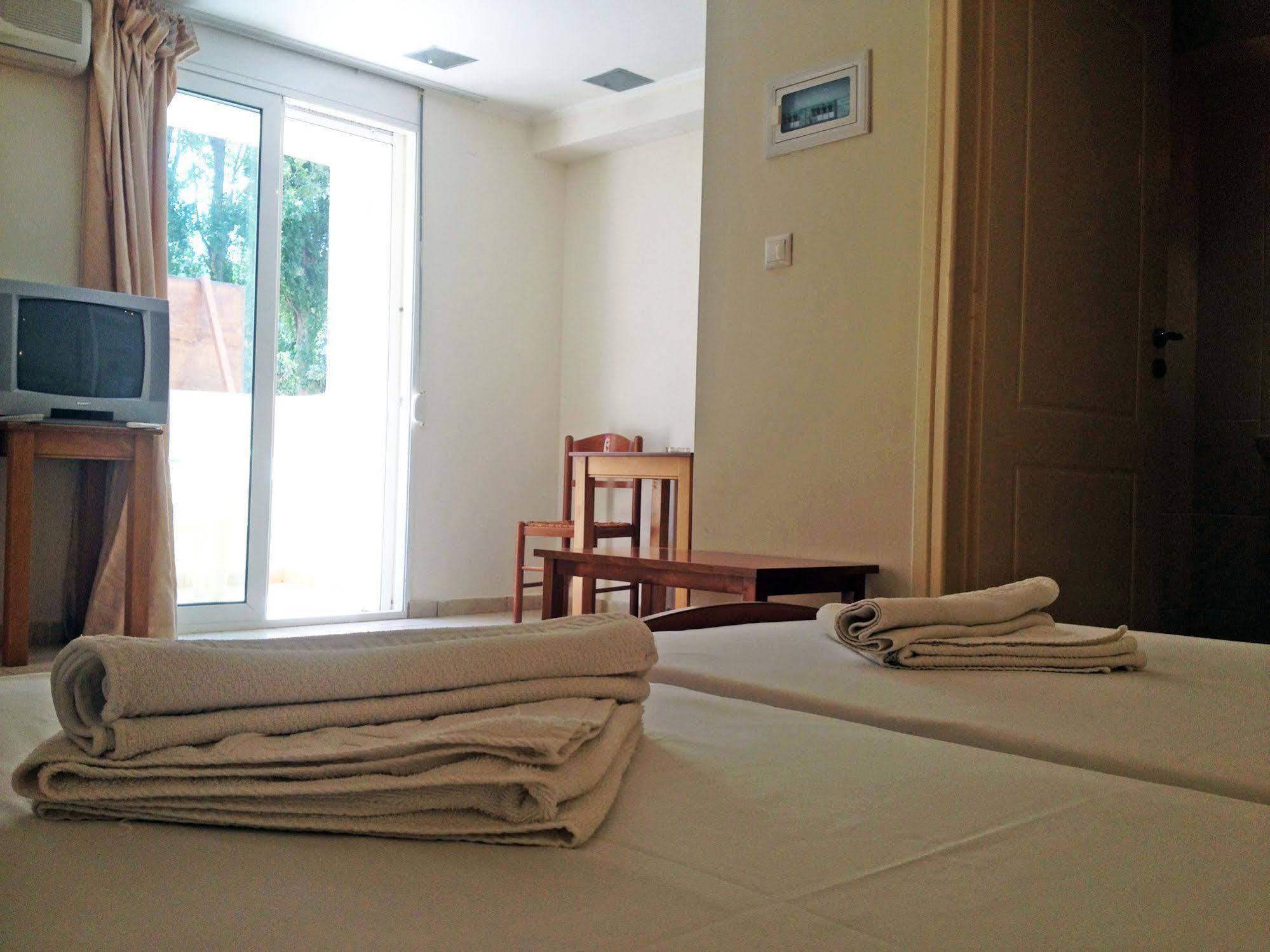 Semiramis Aparthotel Agioi Apostoli (Crete)