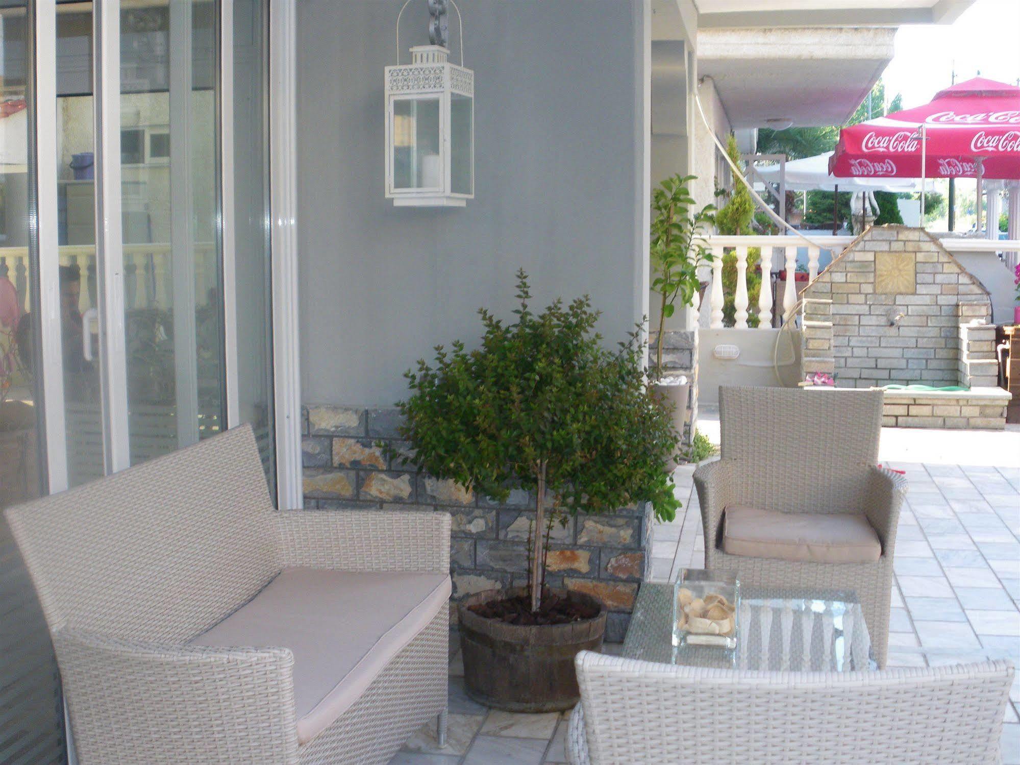 Ouzas Luxury Hotel