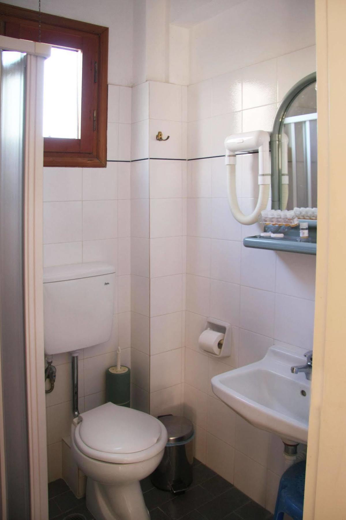 Hotel Kastro 2*