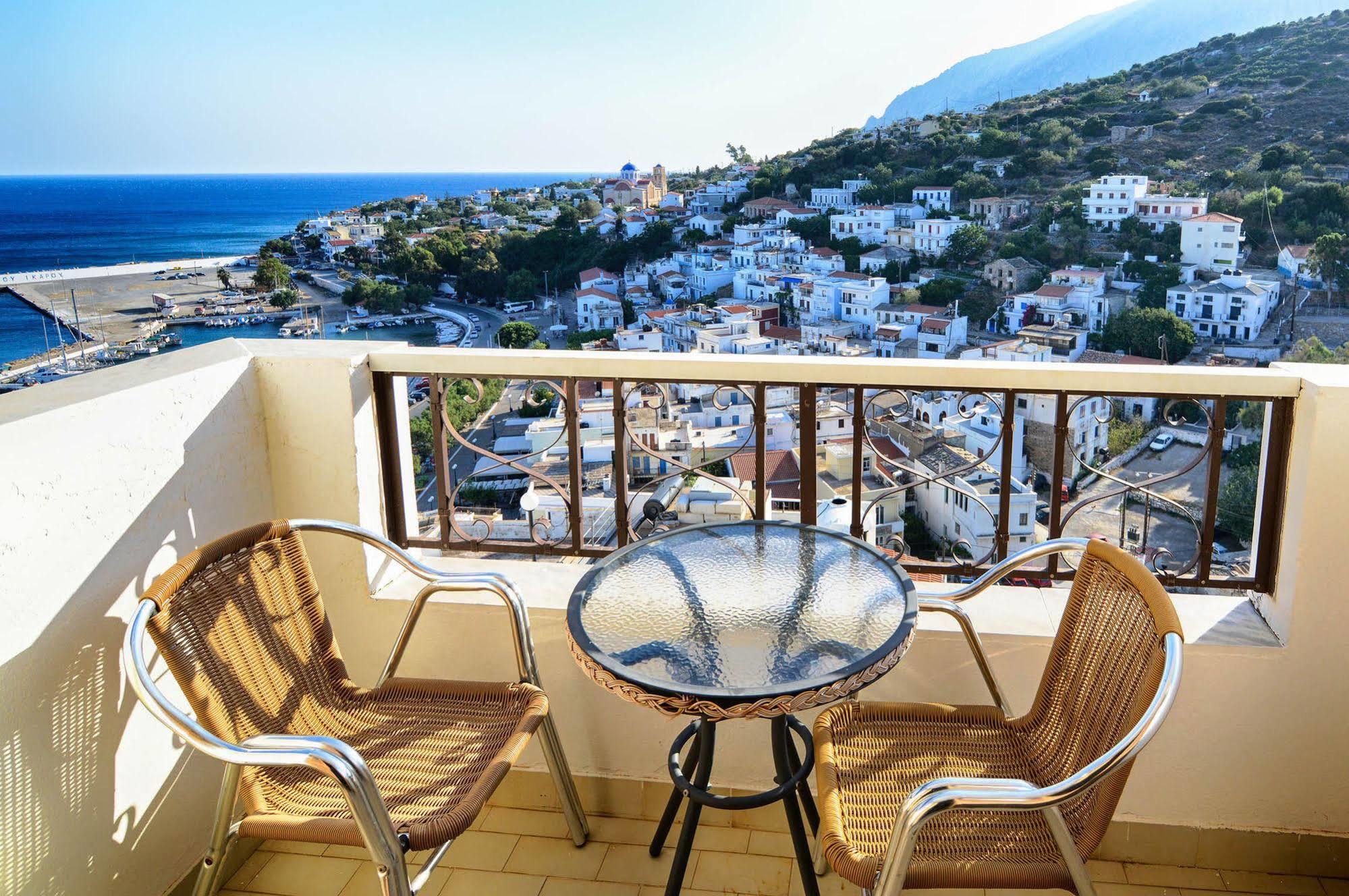 Hotel Kastro 2*