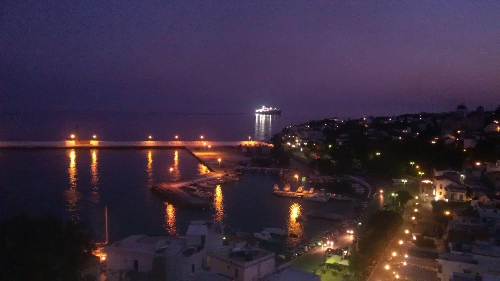 Kastro Hotel