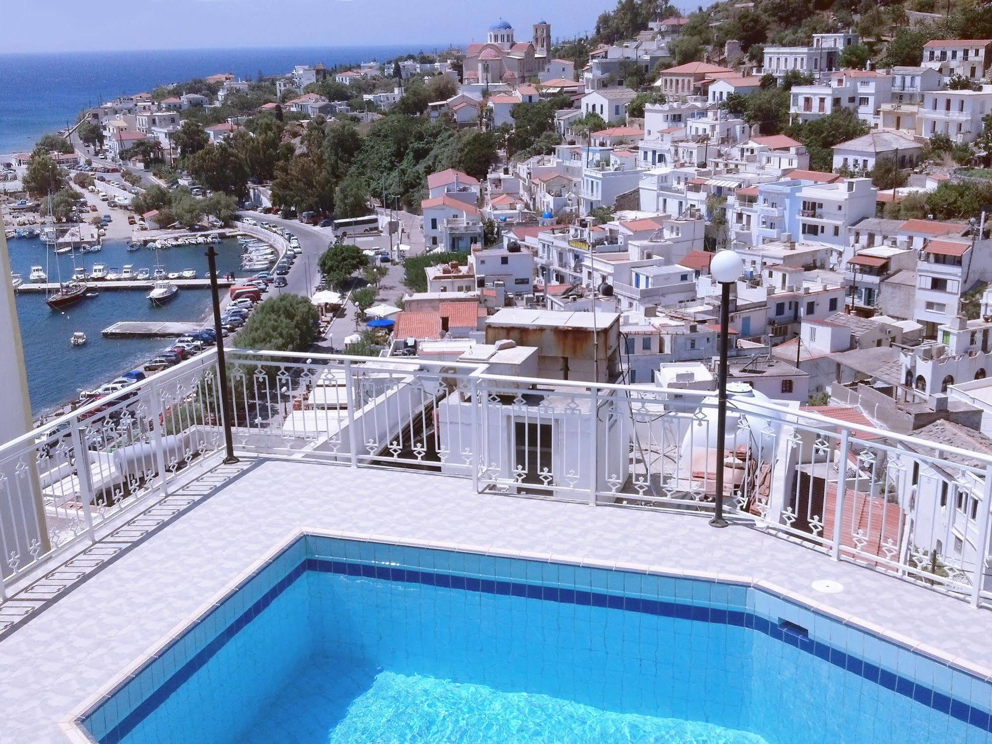 Hotel Kastro 2*