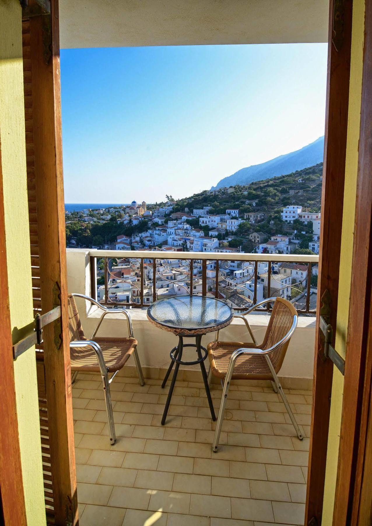 Kastro Hotel