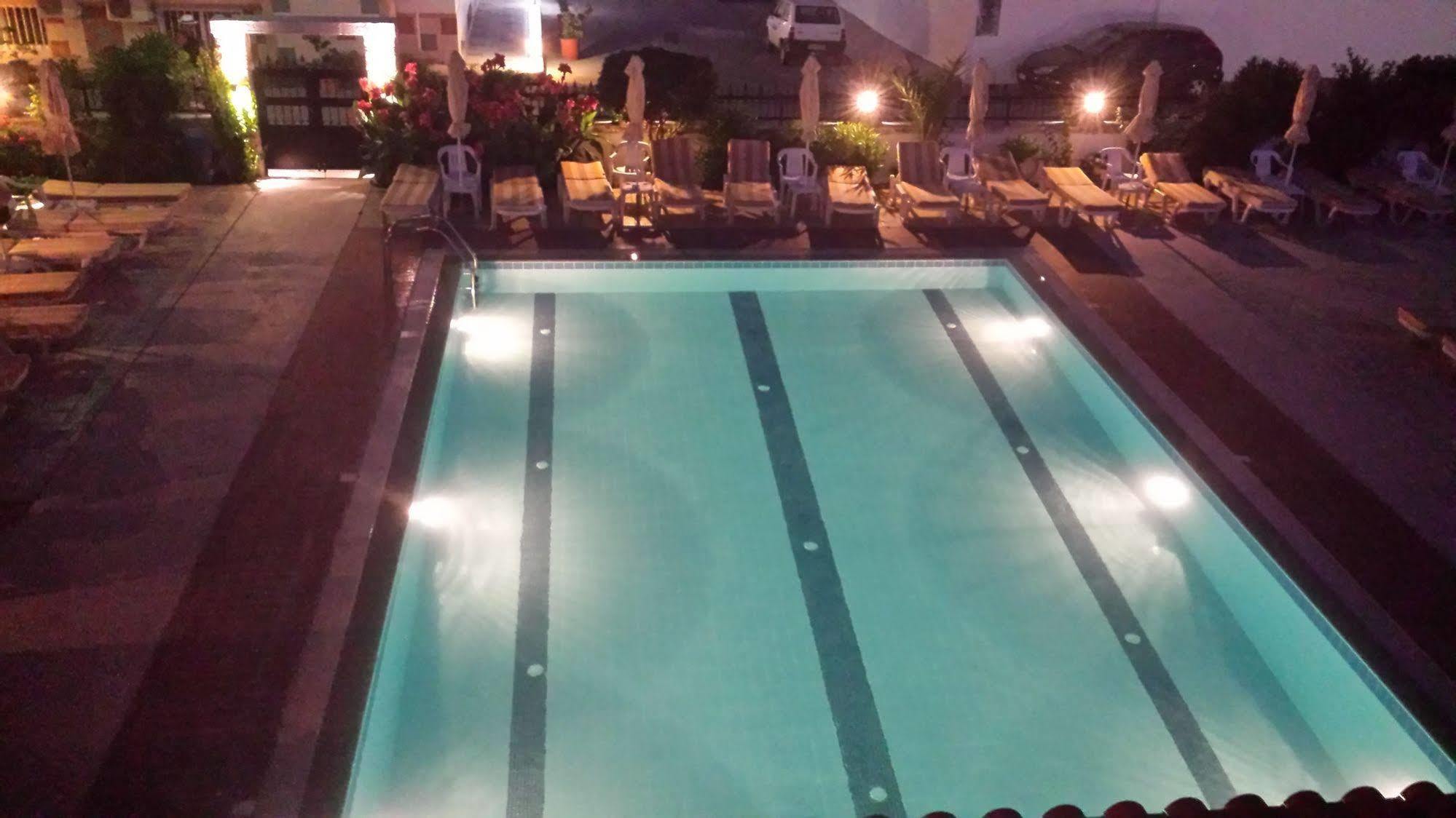 Aparthotel Philippos & 3*