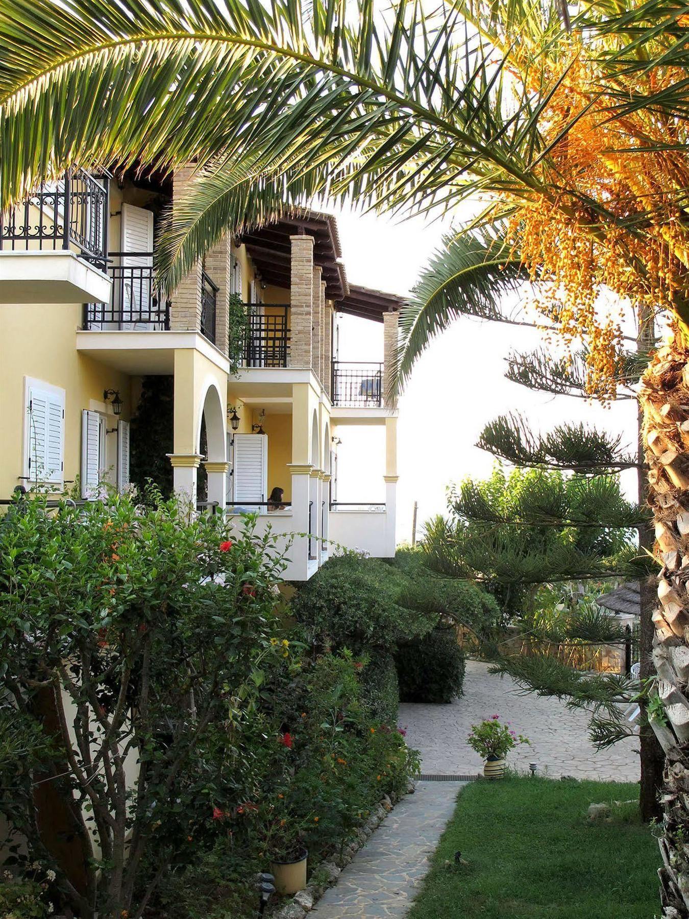 Calypso Apartment *