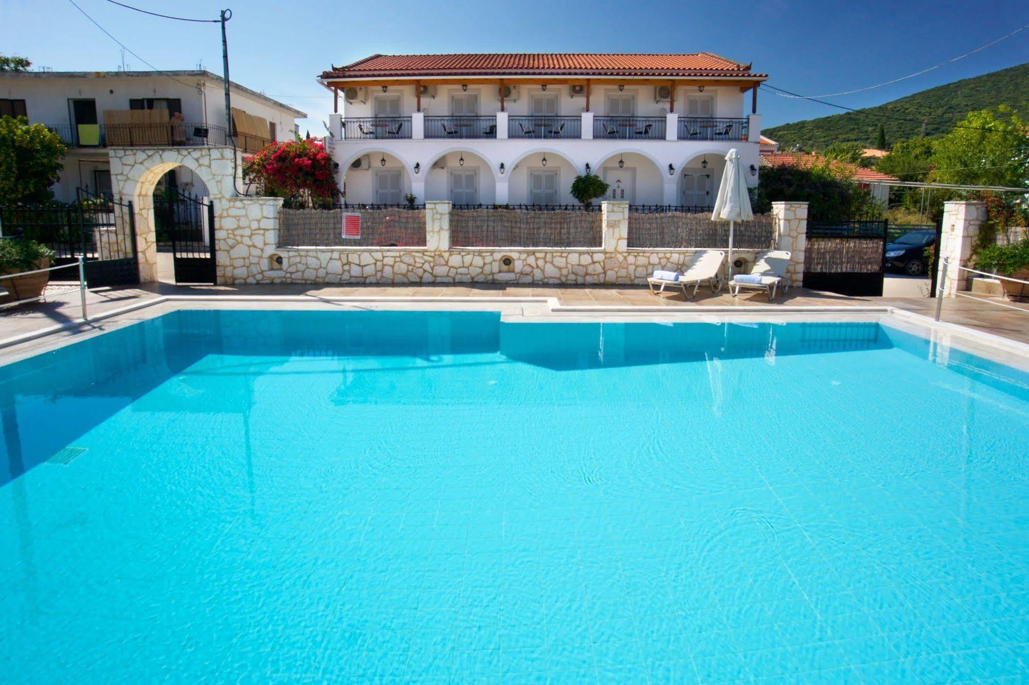 Diamanto Complex Aparthotel