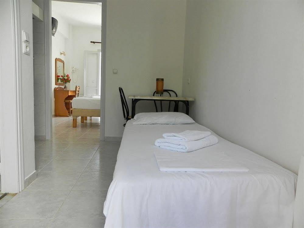 Diamanto Complex Karavomylos