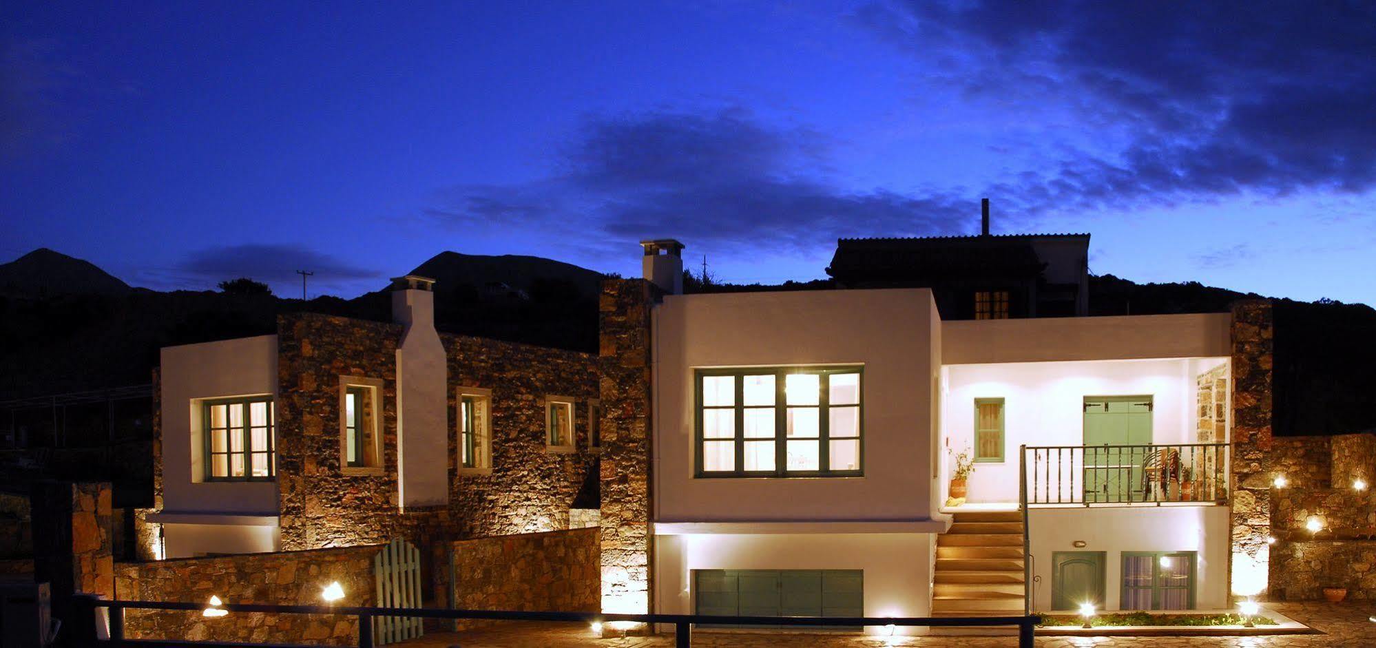 Mohlos Villa *