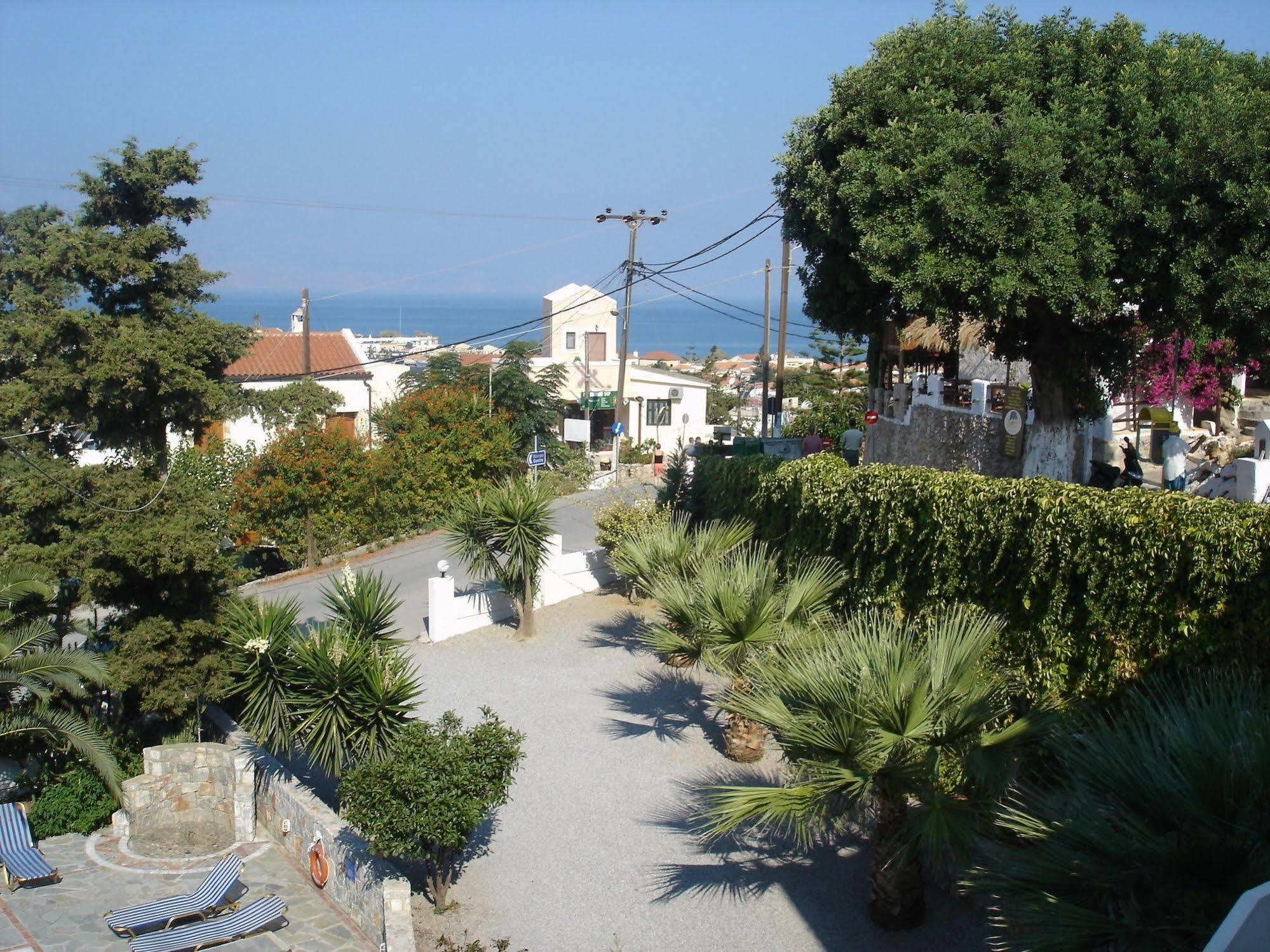 Aparthotel Maria 2*