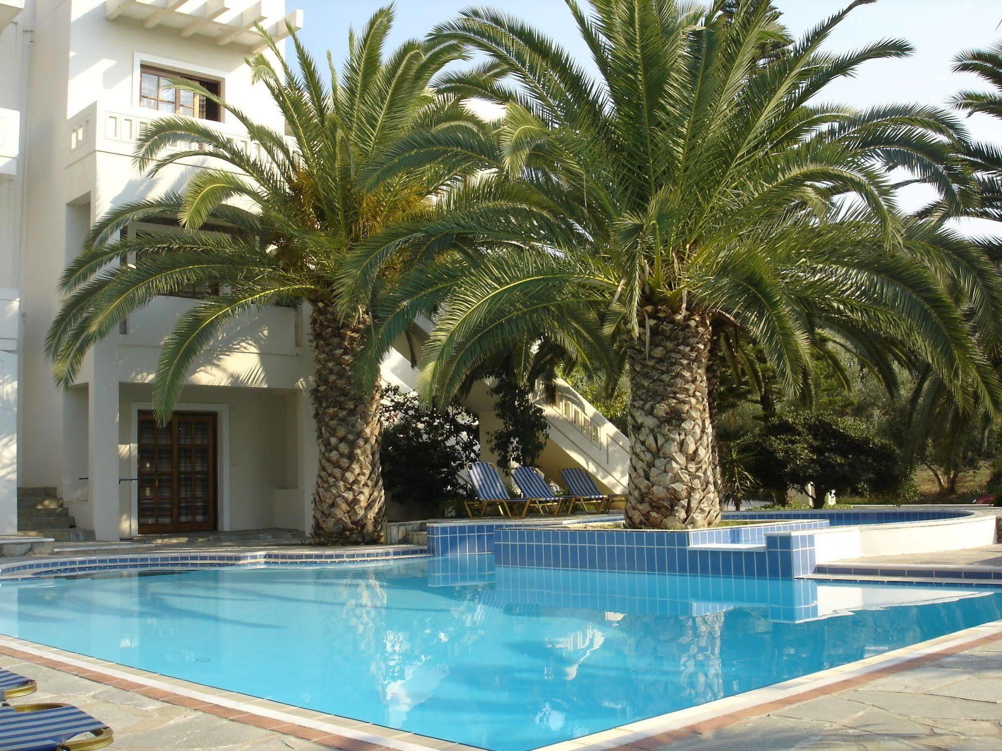 Maria 2* Platanias (Crete)